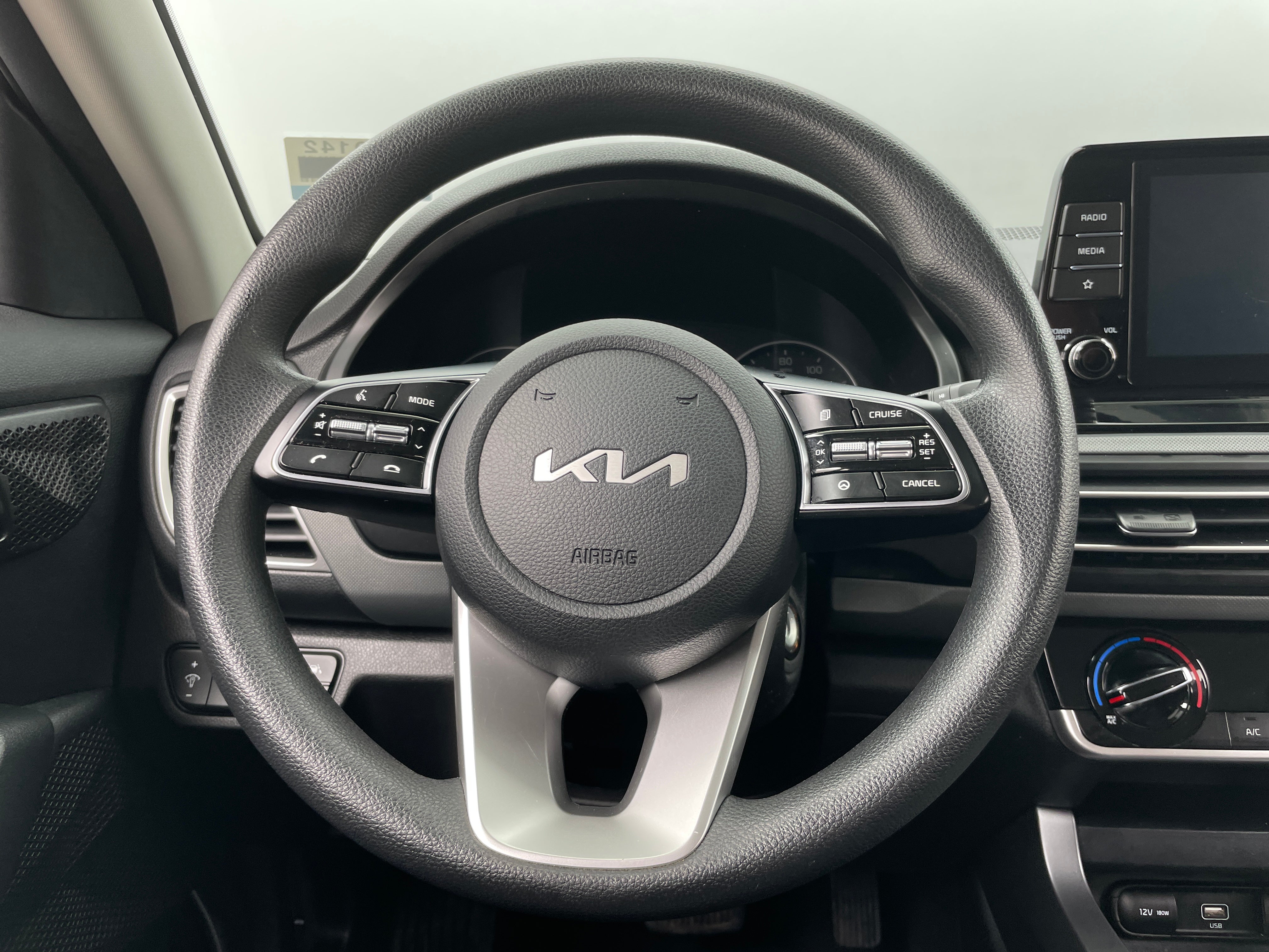 2023 Kia Seltos LX 5