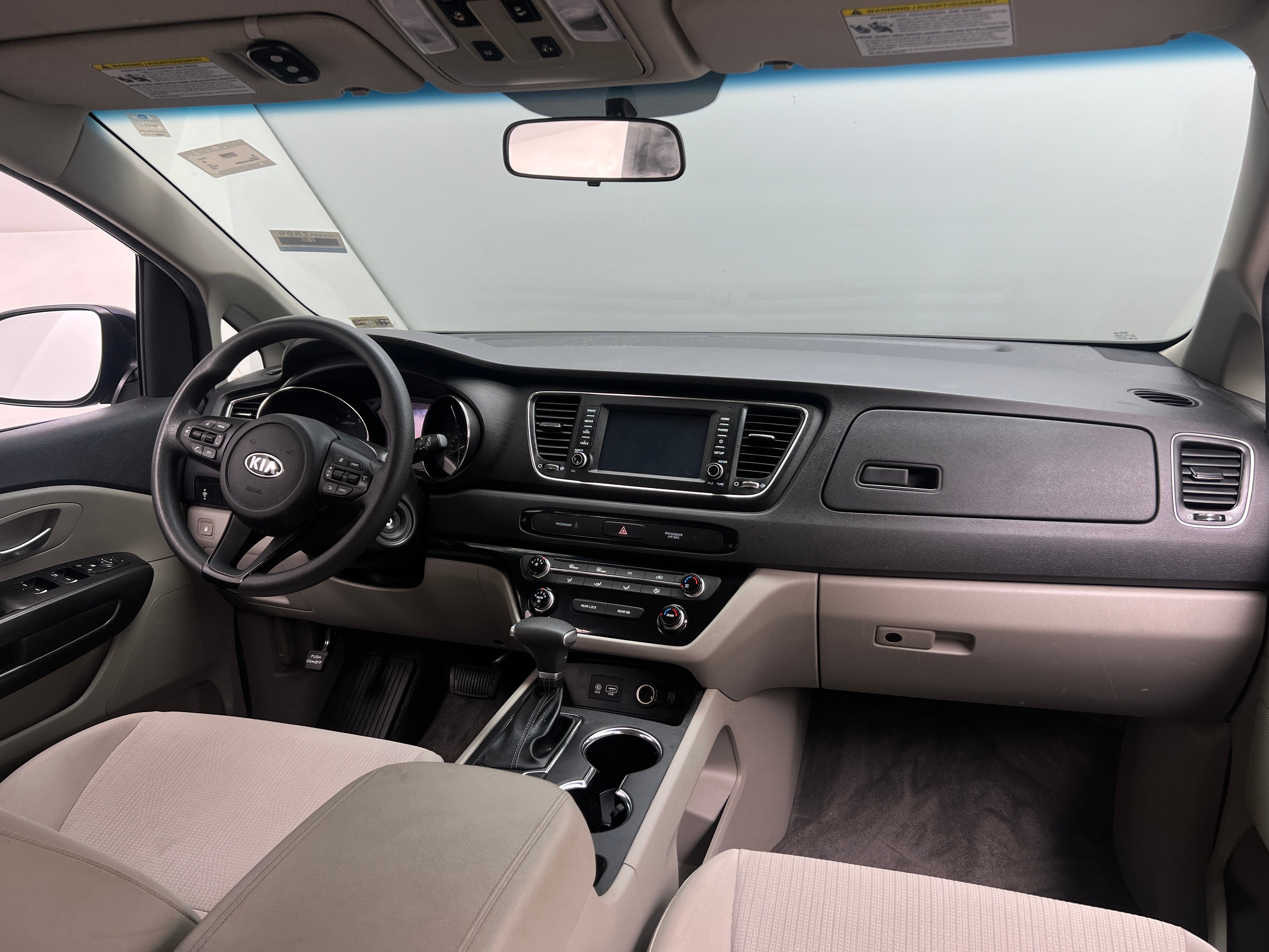 Thumbnail: 2020 Kia Sedona - 3