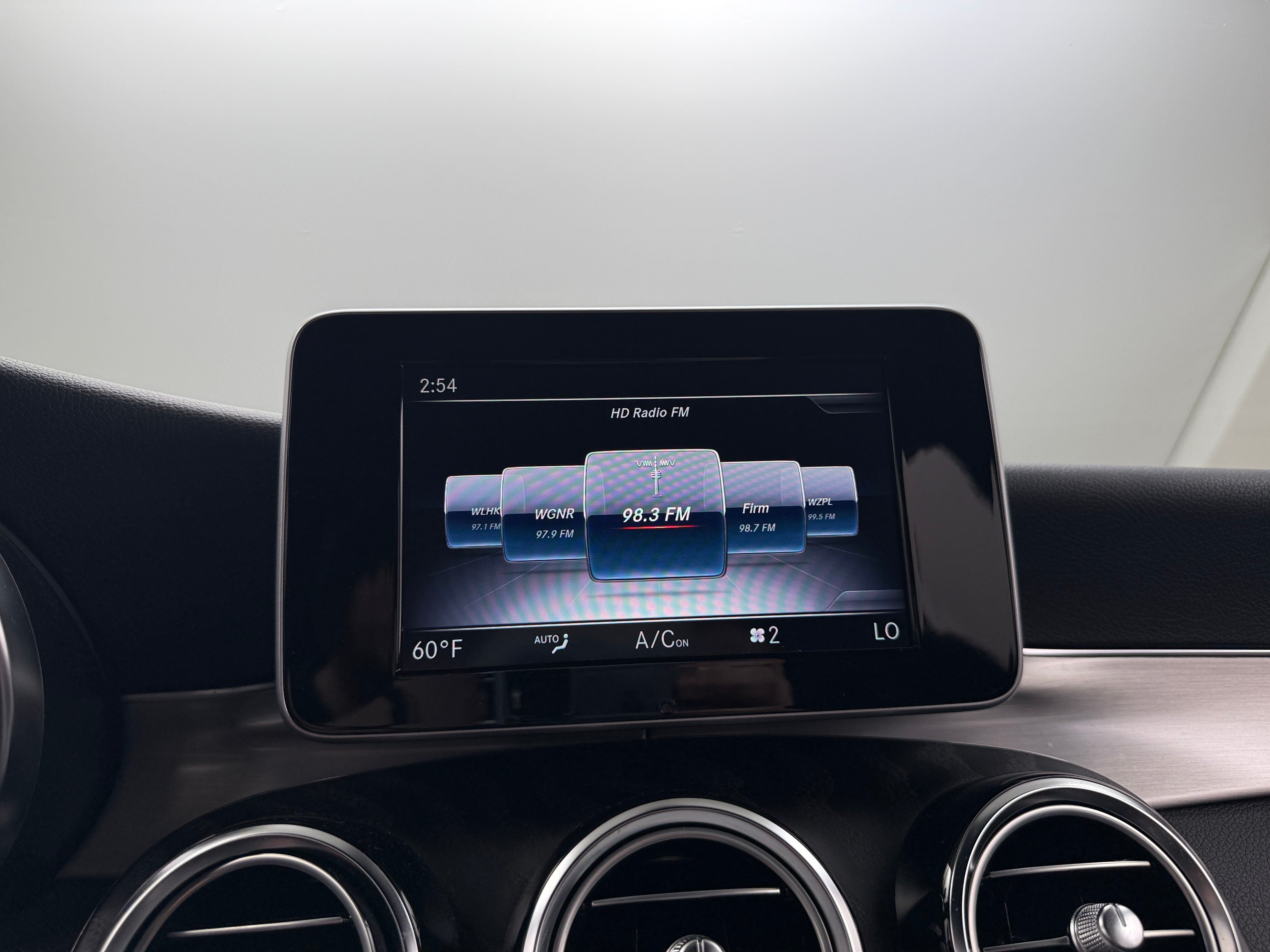 2019 Mercedes-Benz GLC 300 3