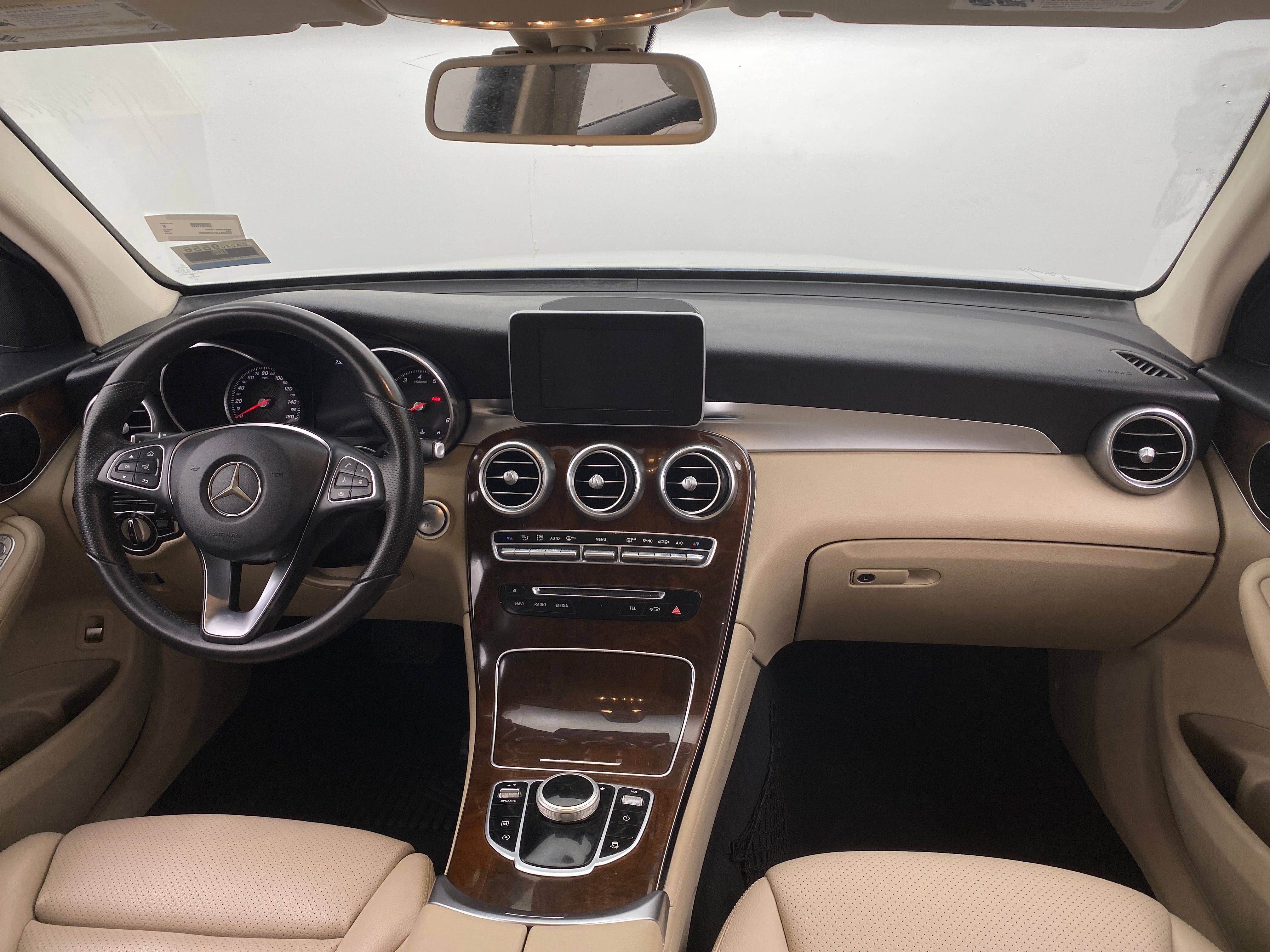 2018 Mercedes-Benz GLC 300 2