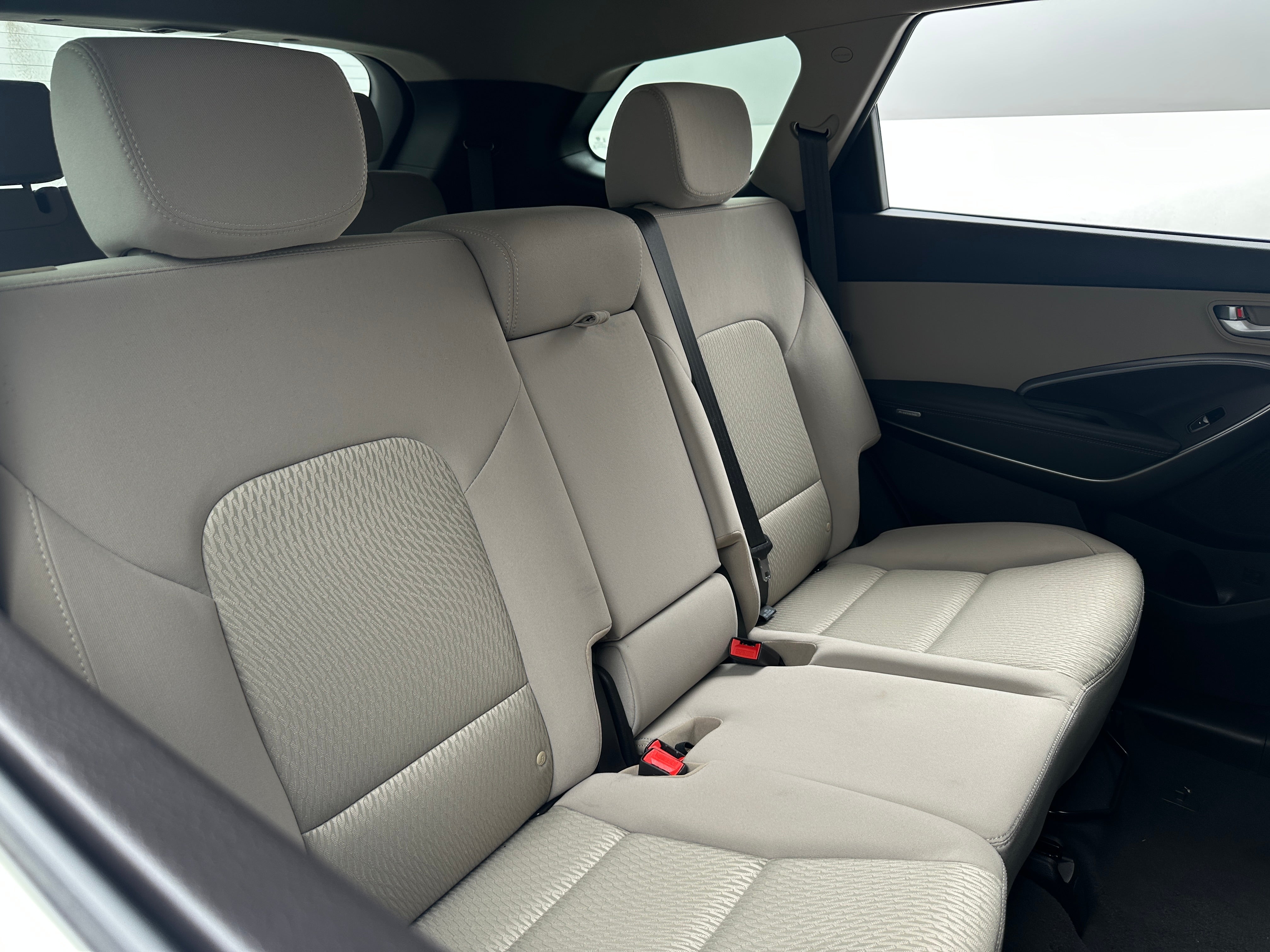 2018 Hyundai Santa Fe SE 6