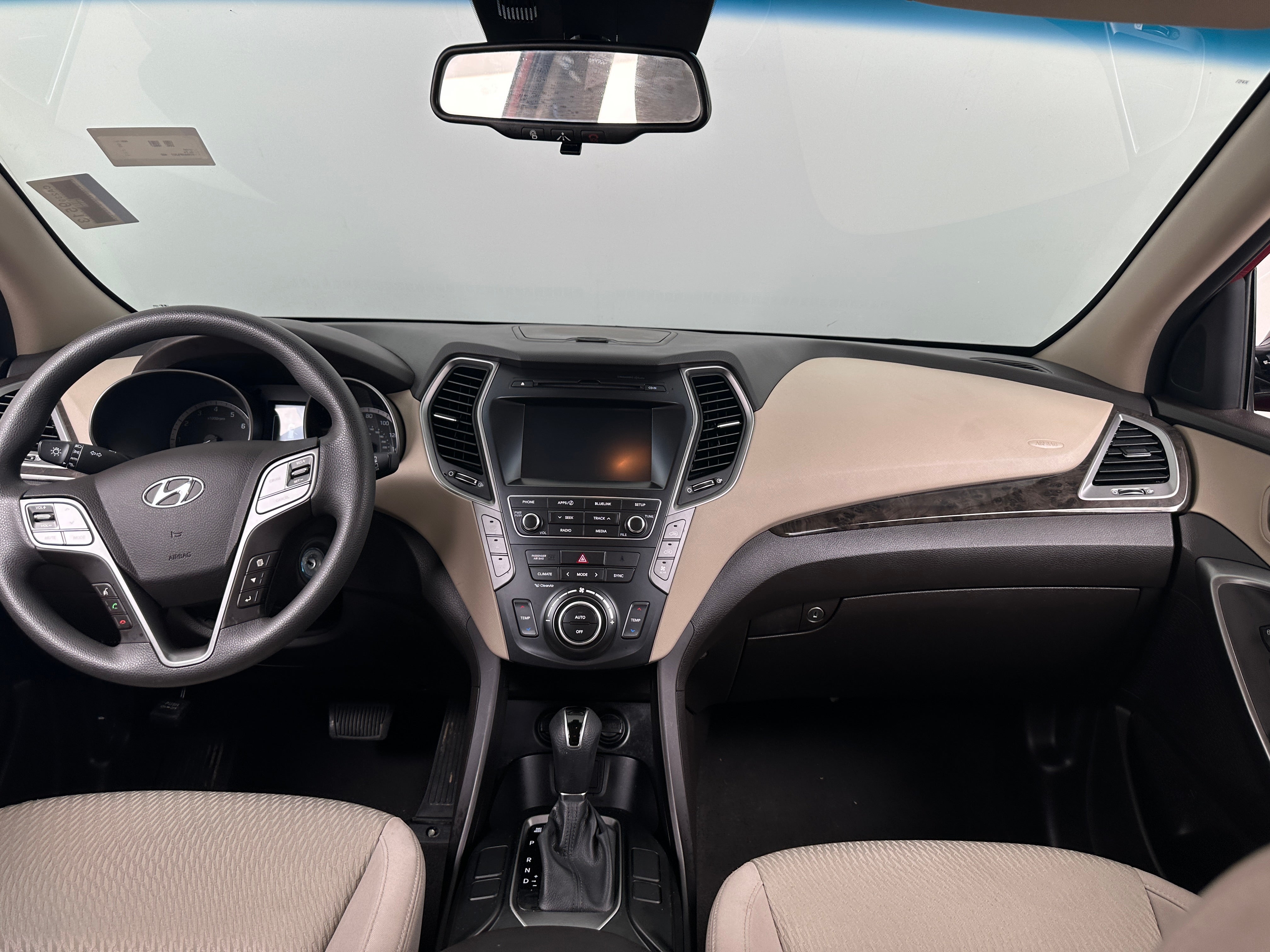 2018 Hyundai Santa Fe SE 3