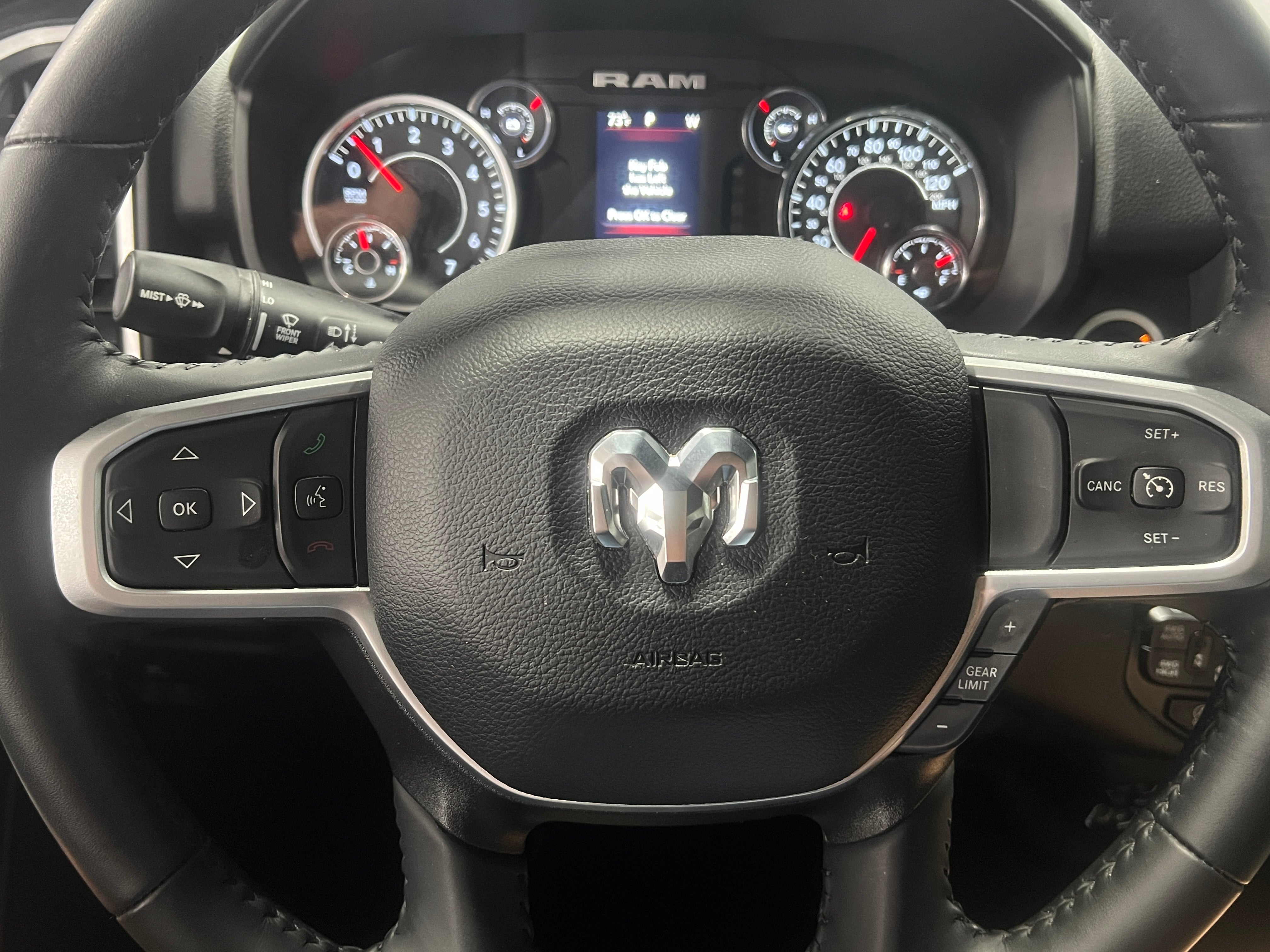 2023 RAM 1500 Big Horn 5