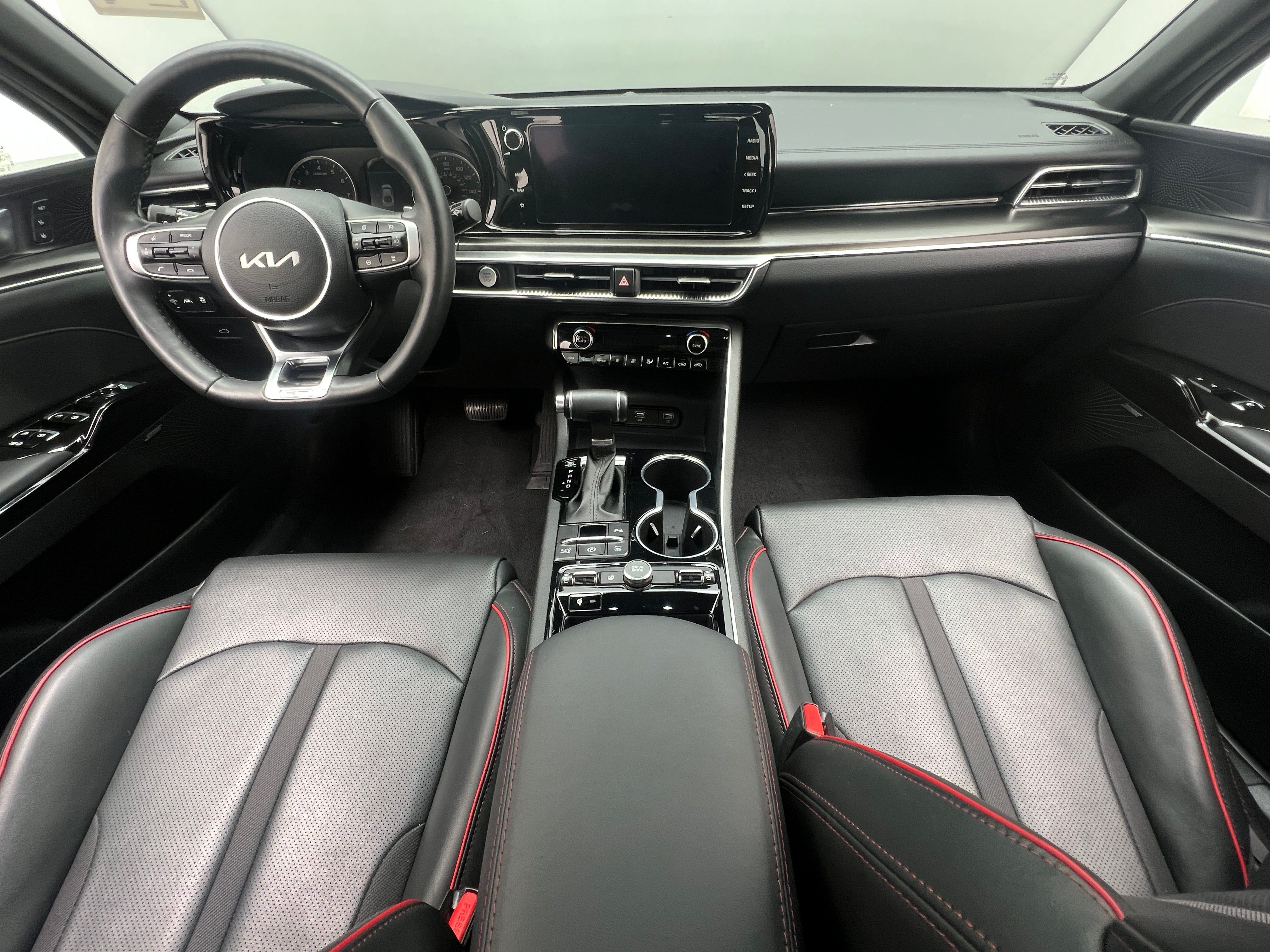 2024 Kia K5 GT 2