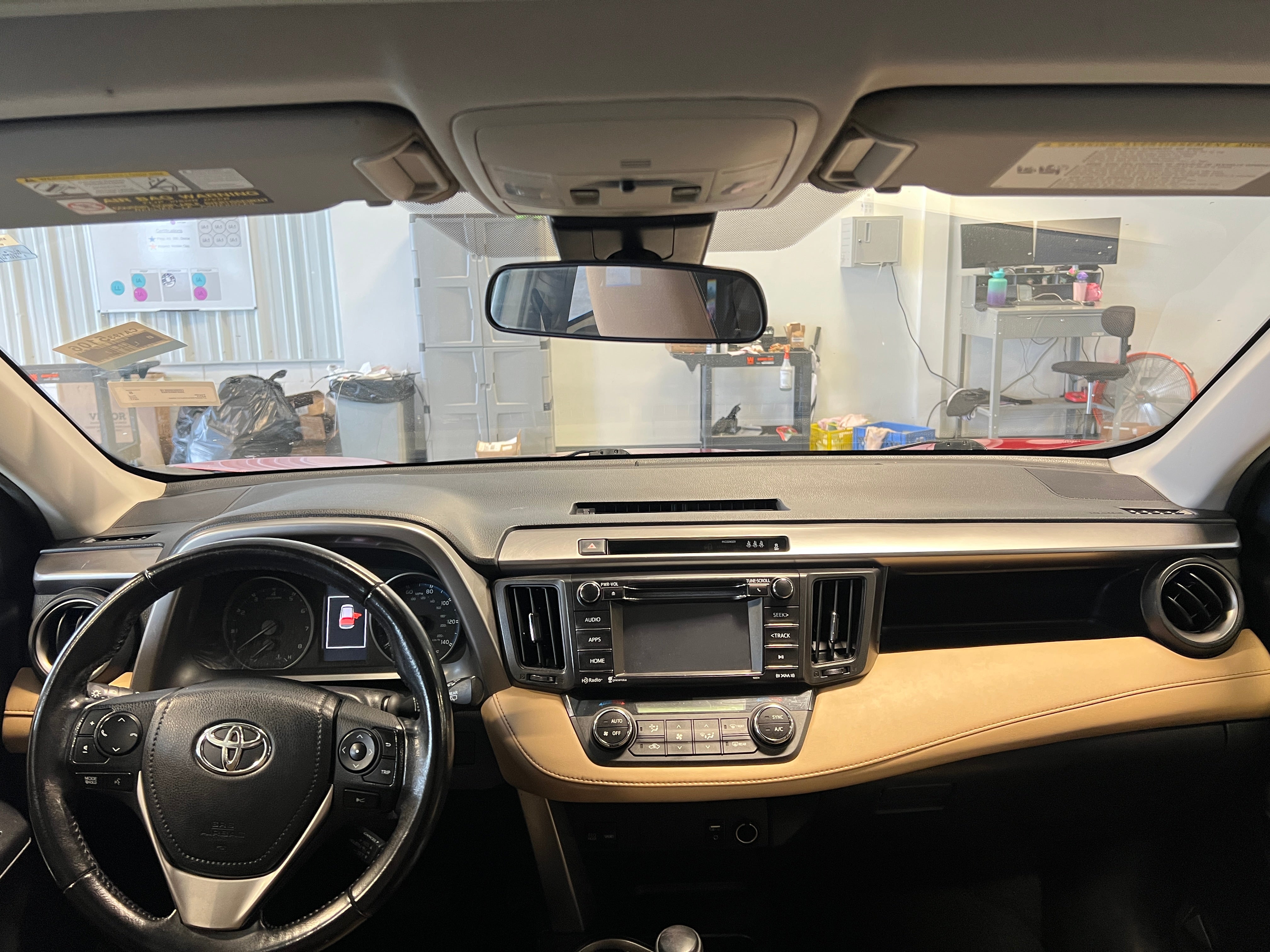 2017 Toyota RAV4 XLE 3