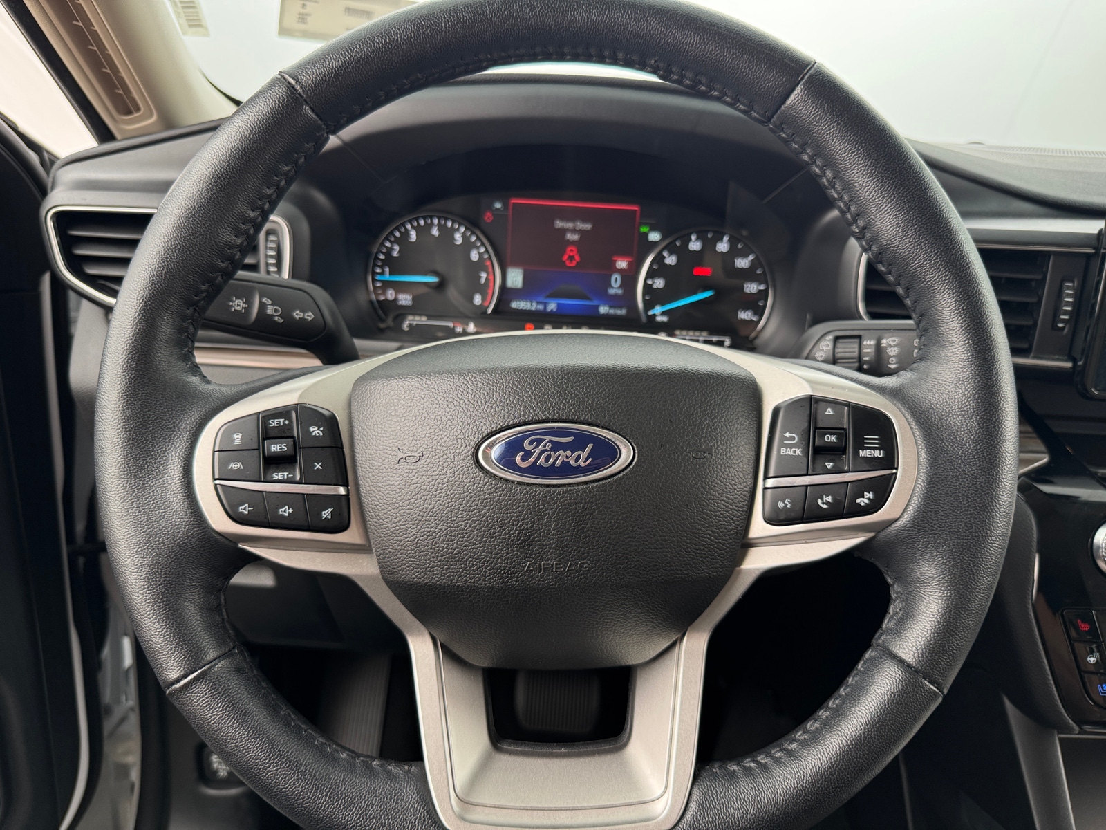 Thumbnail: 2023 Ford Explorer - 5
