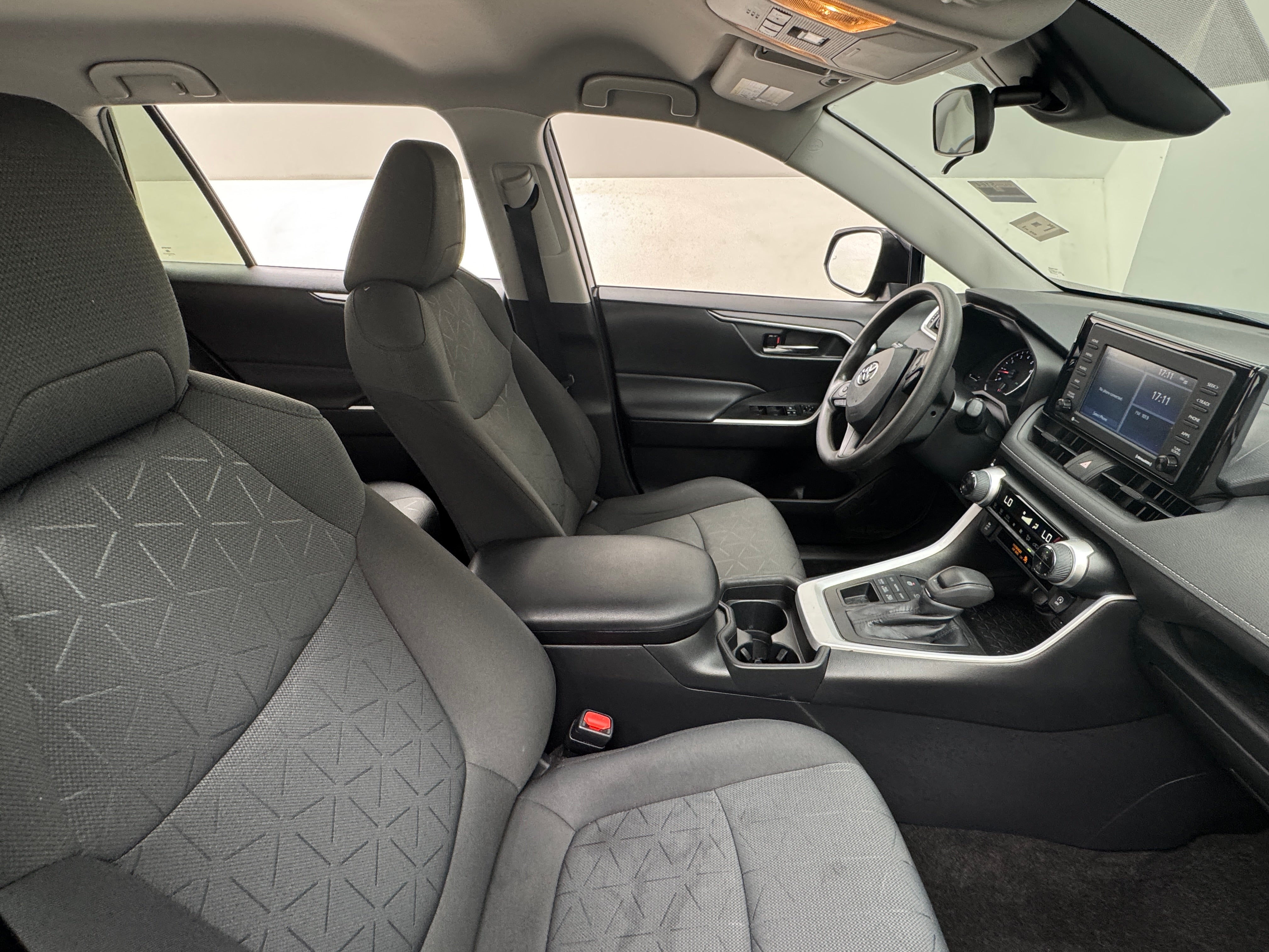 Thumbnail: 2021 Toyota RAV4 - 2