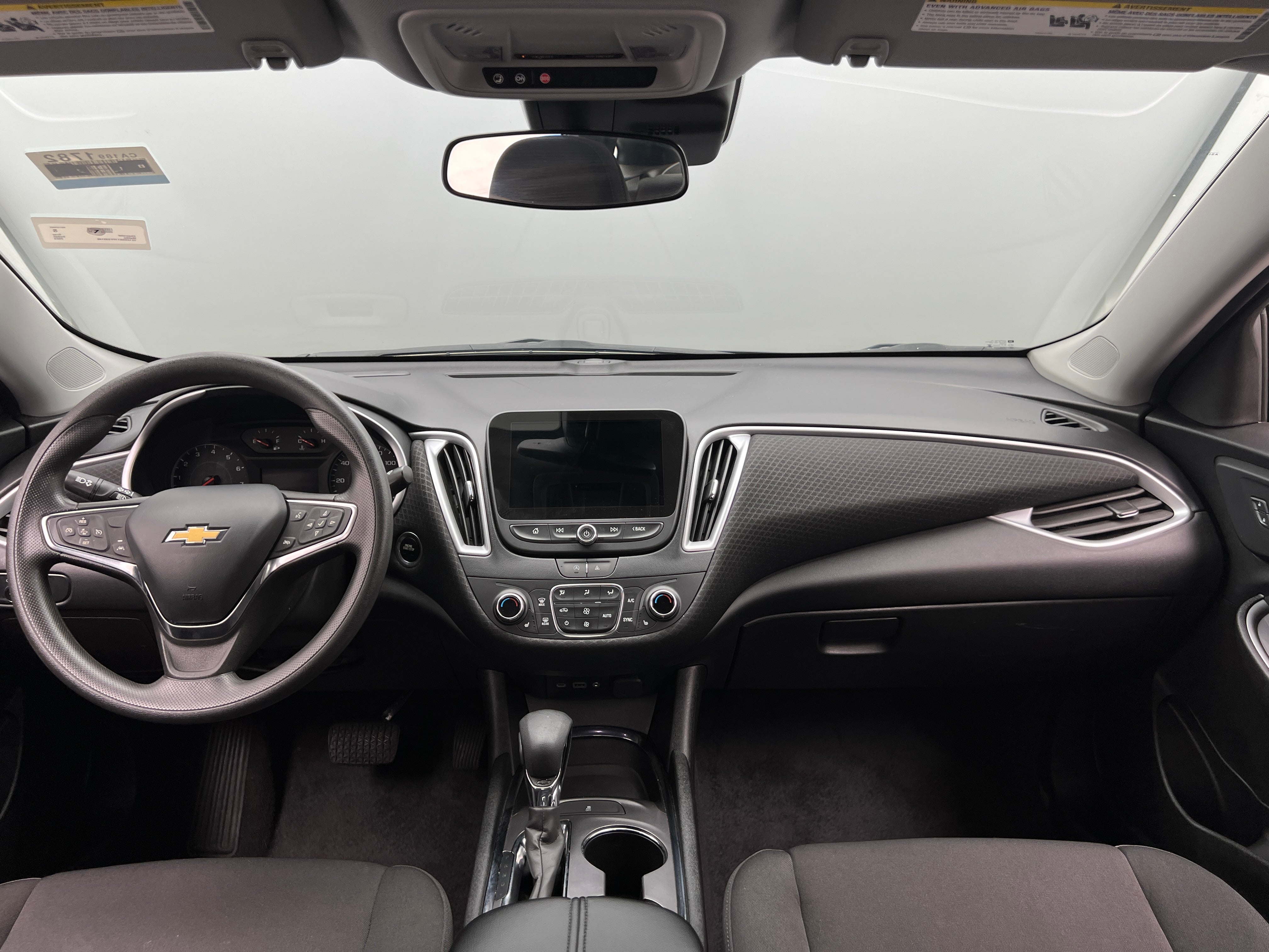 Thumbnail: 2023 Chevrolet Malibu - 3