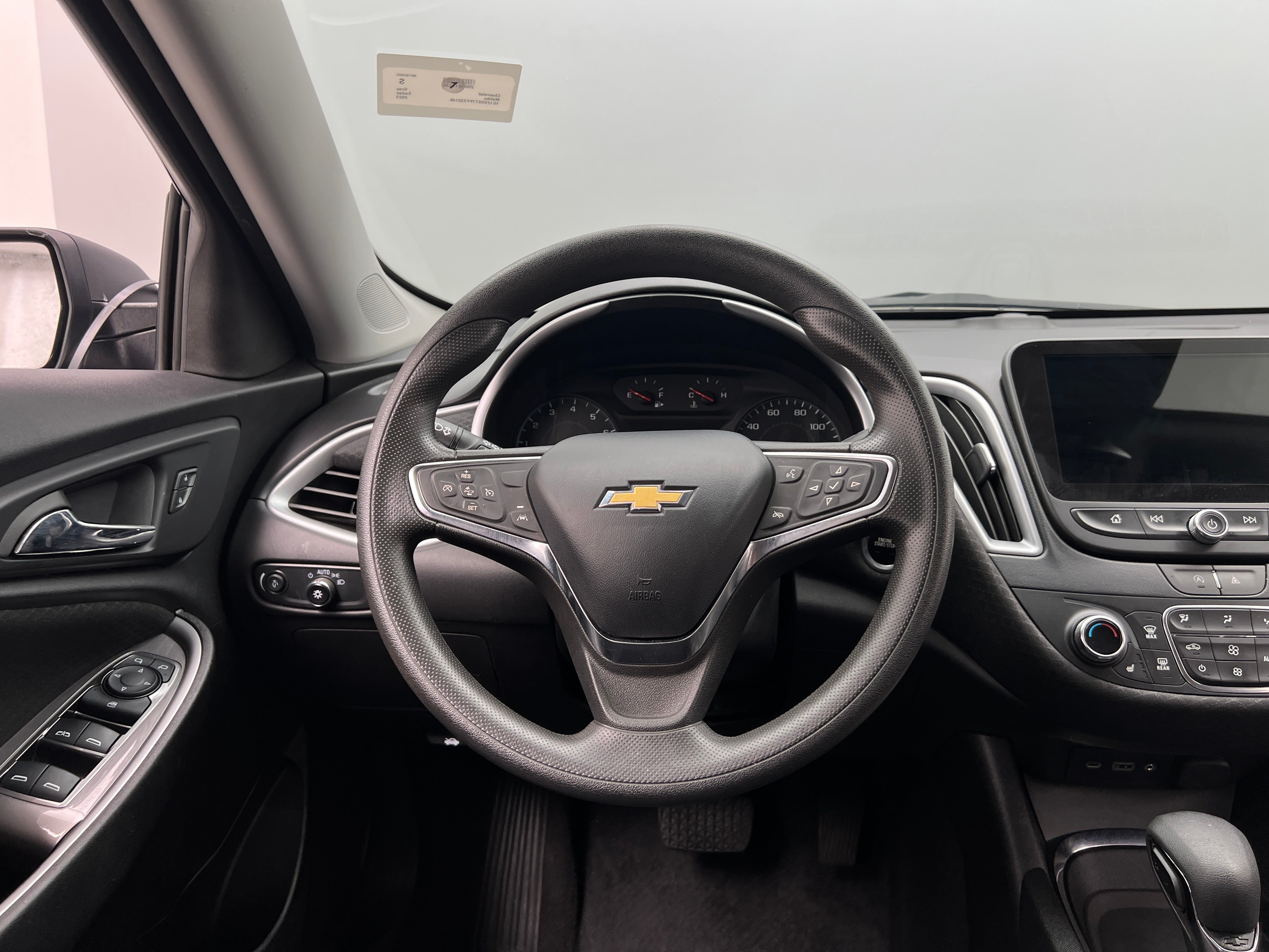 Thumbnail: 2023 Chevrolet Malibu - 5