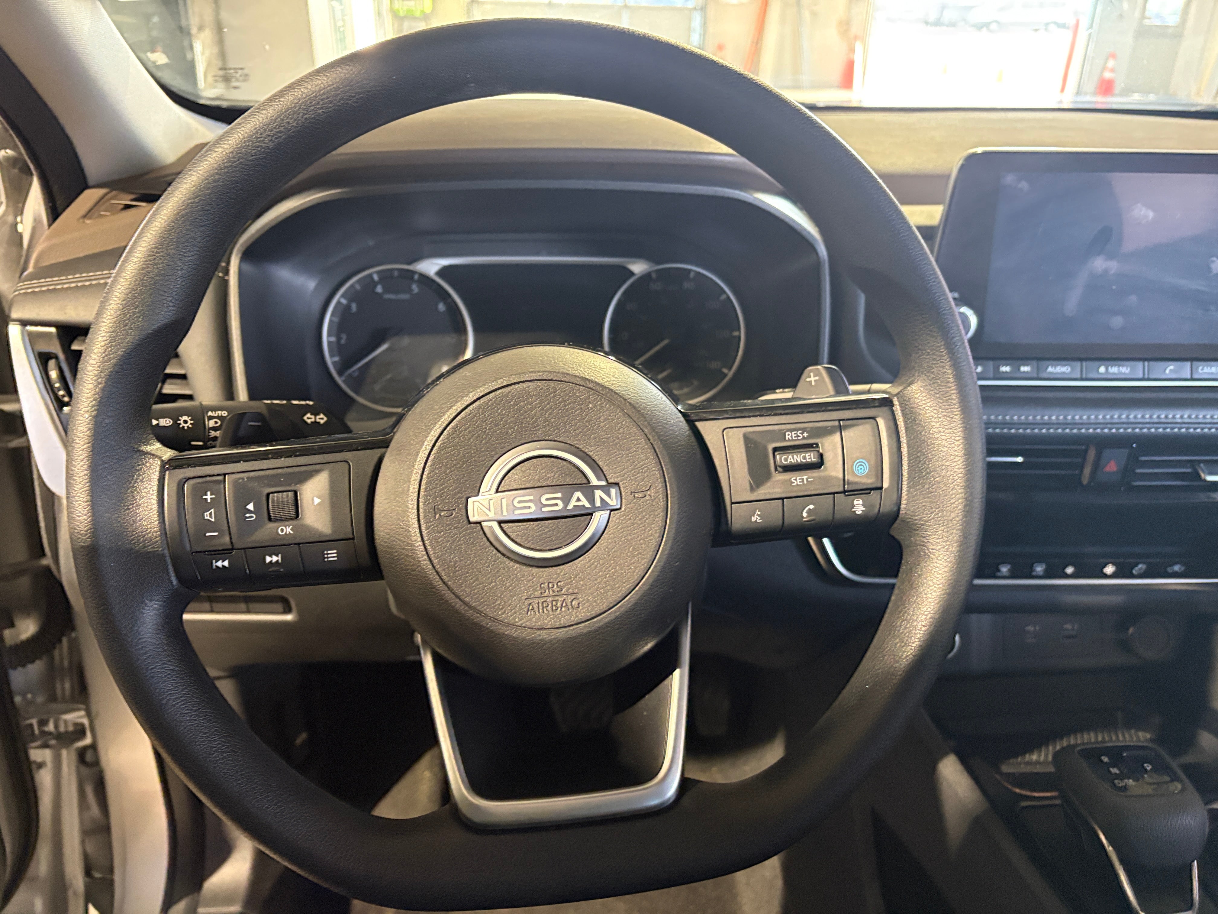 2022 Nissan Rogue SV 5