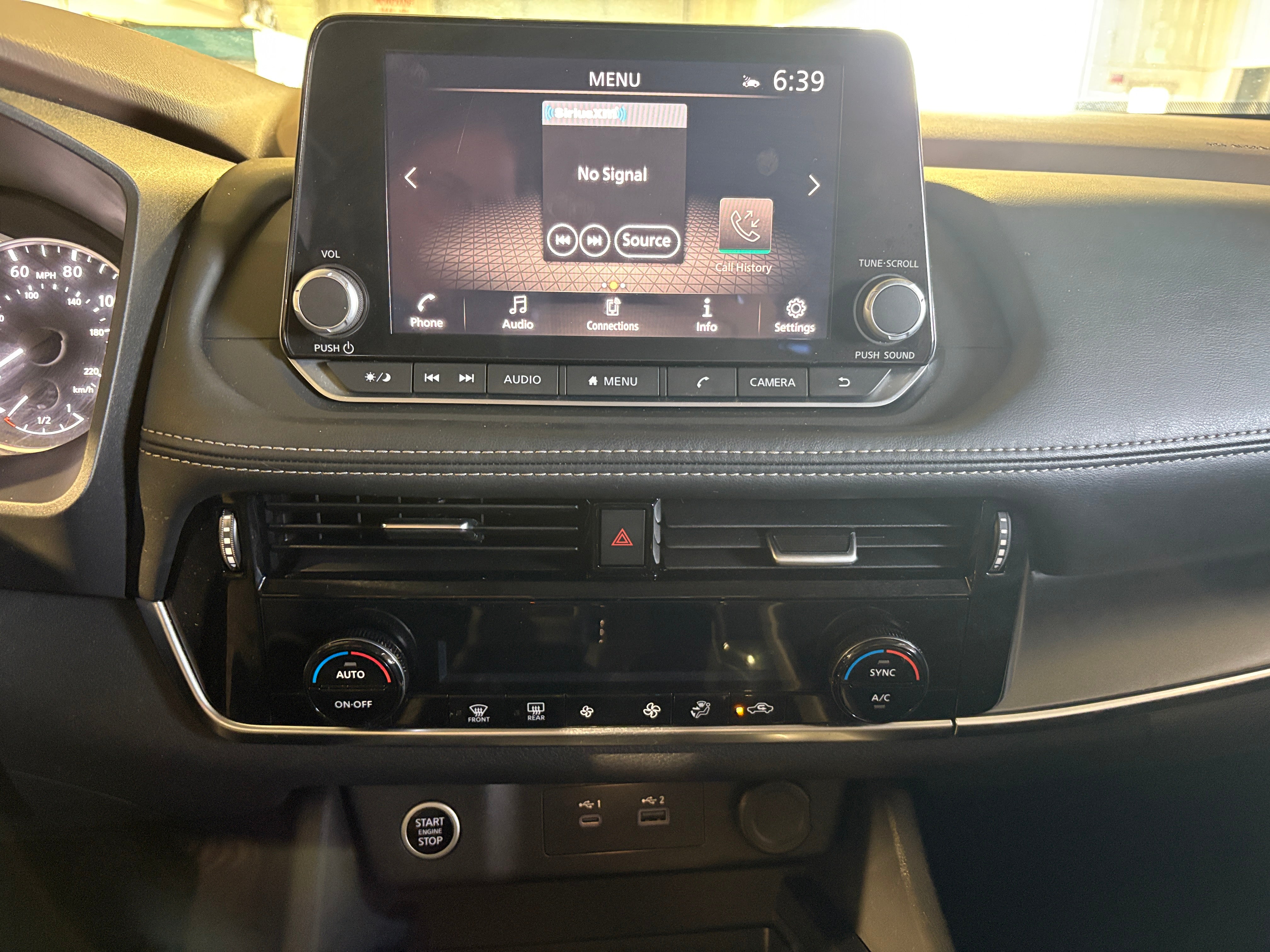 2022 Nissan Rogue SV 4