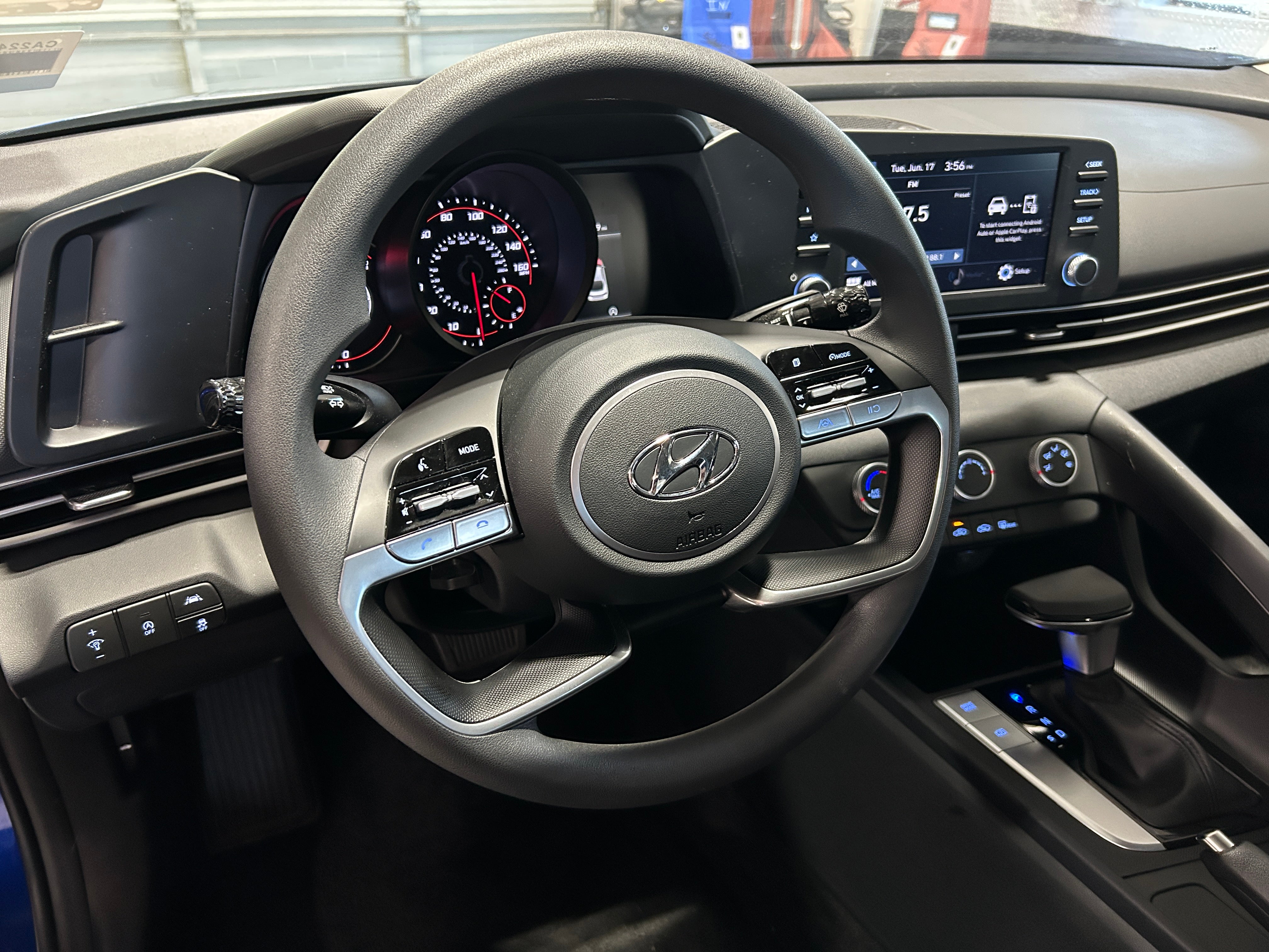 2022 Hyundai Elantra SE 5