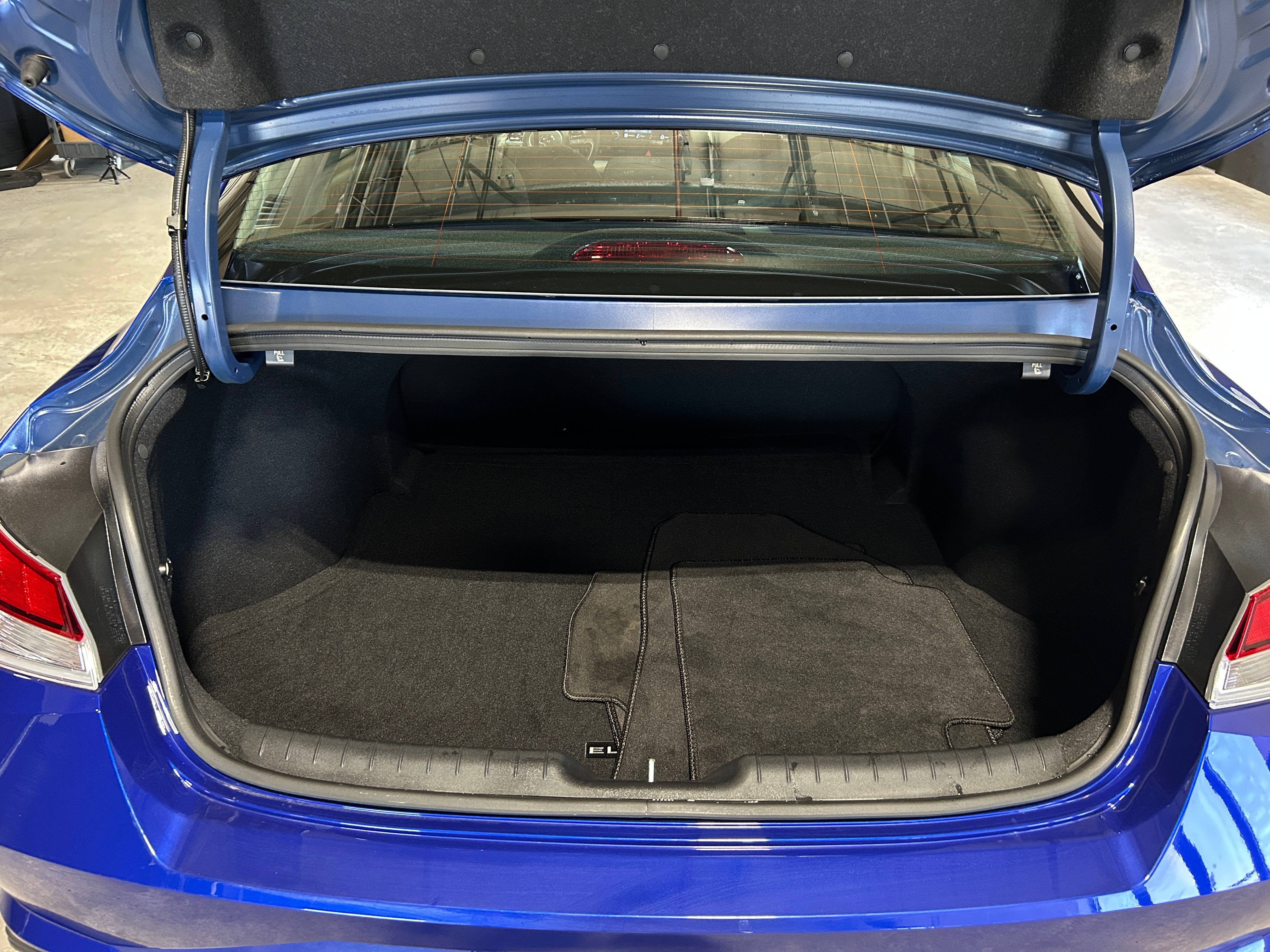 2022 Hyundai Elantra SE 7