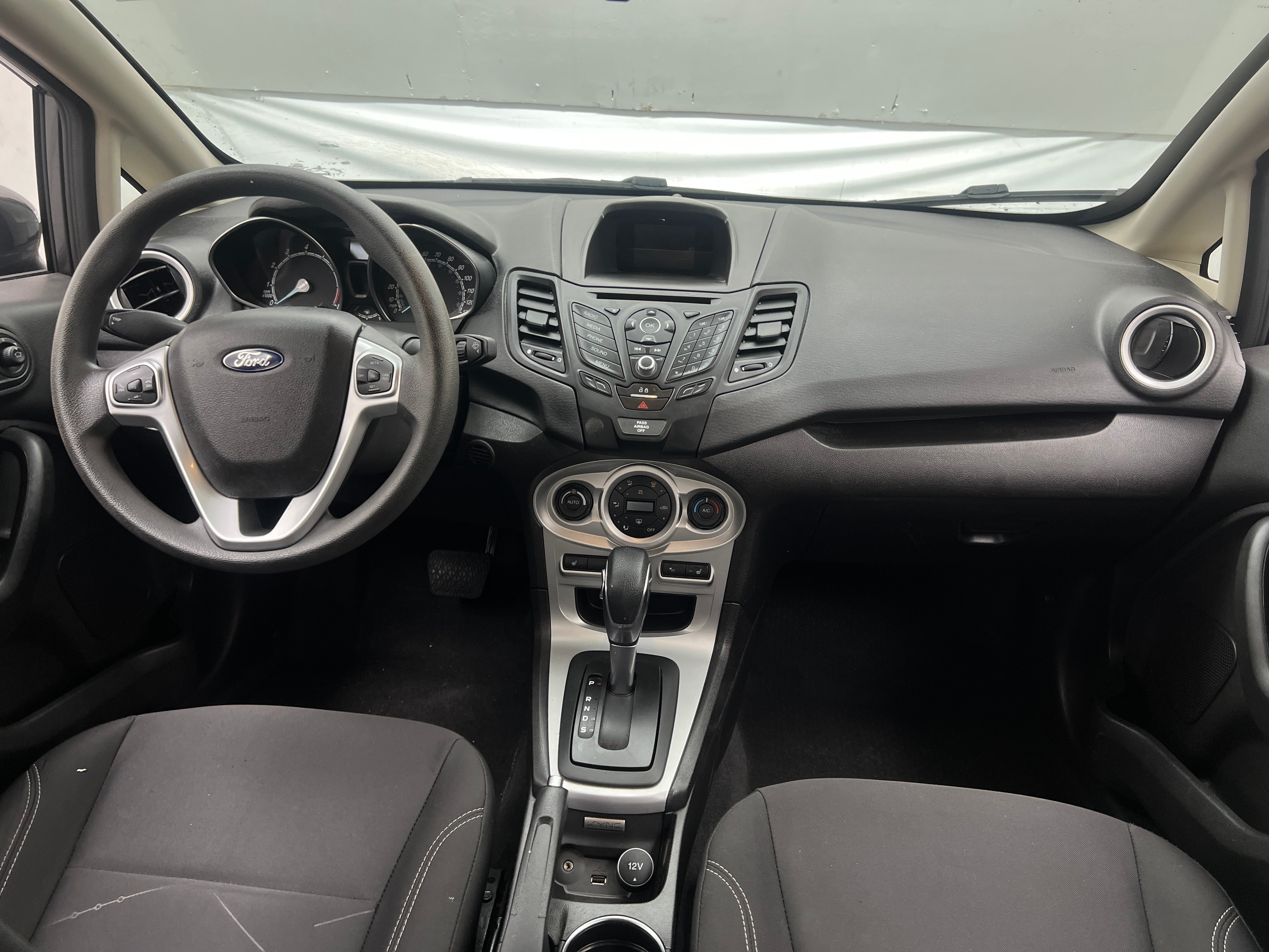 2017 Ford Fiesta SE 3