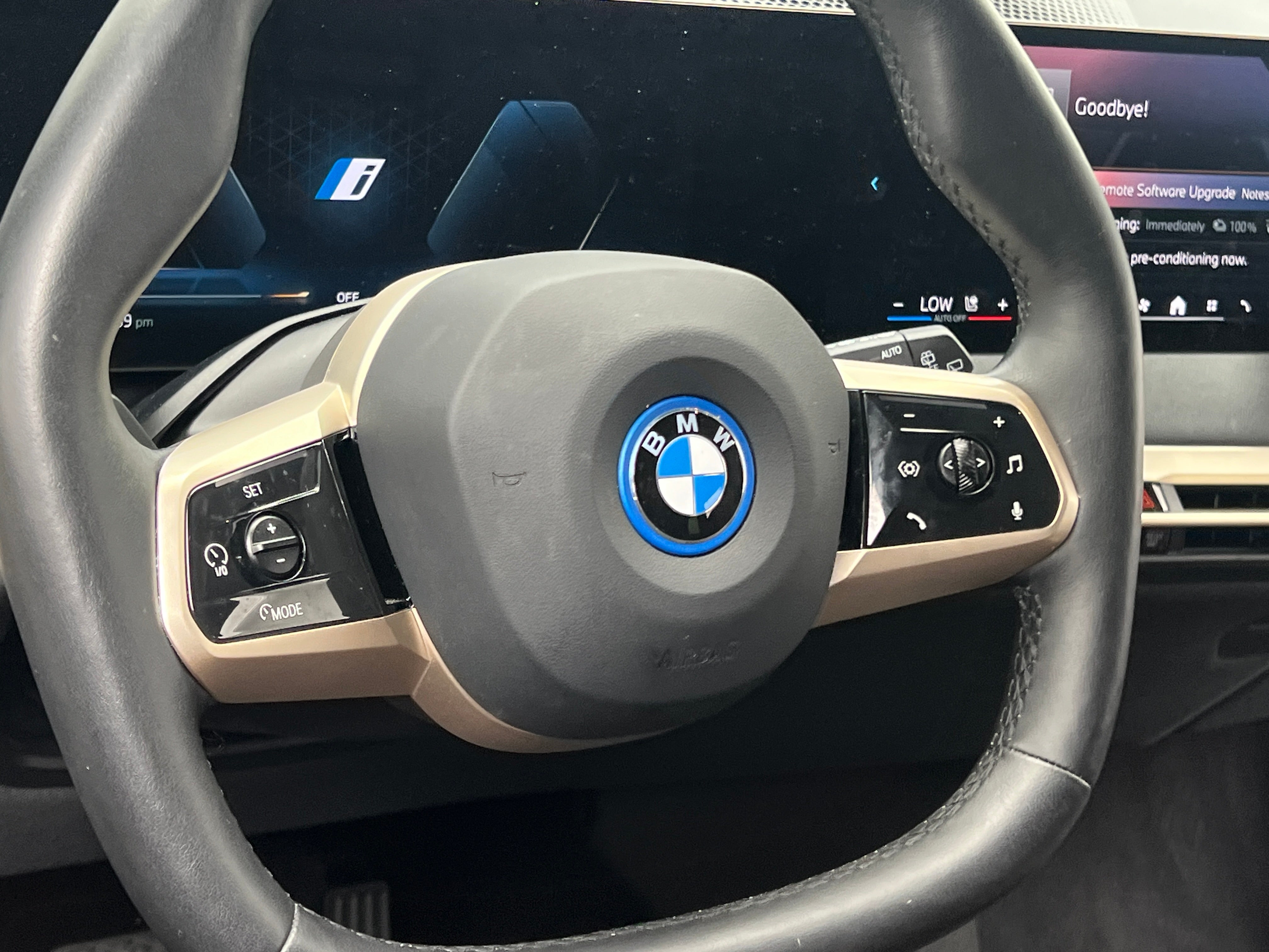 Thumbnail: 2024 BMW iX - 4