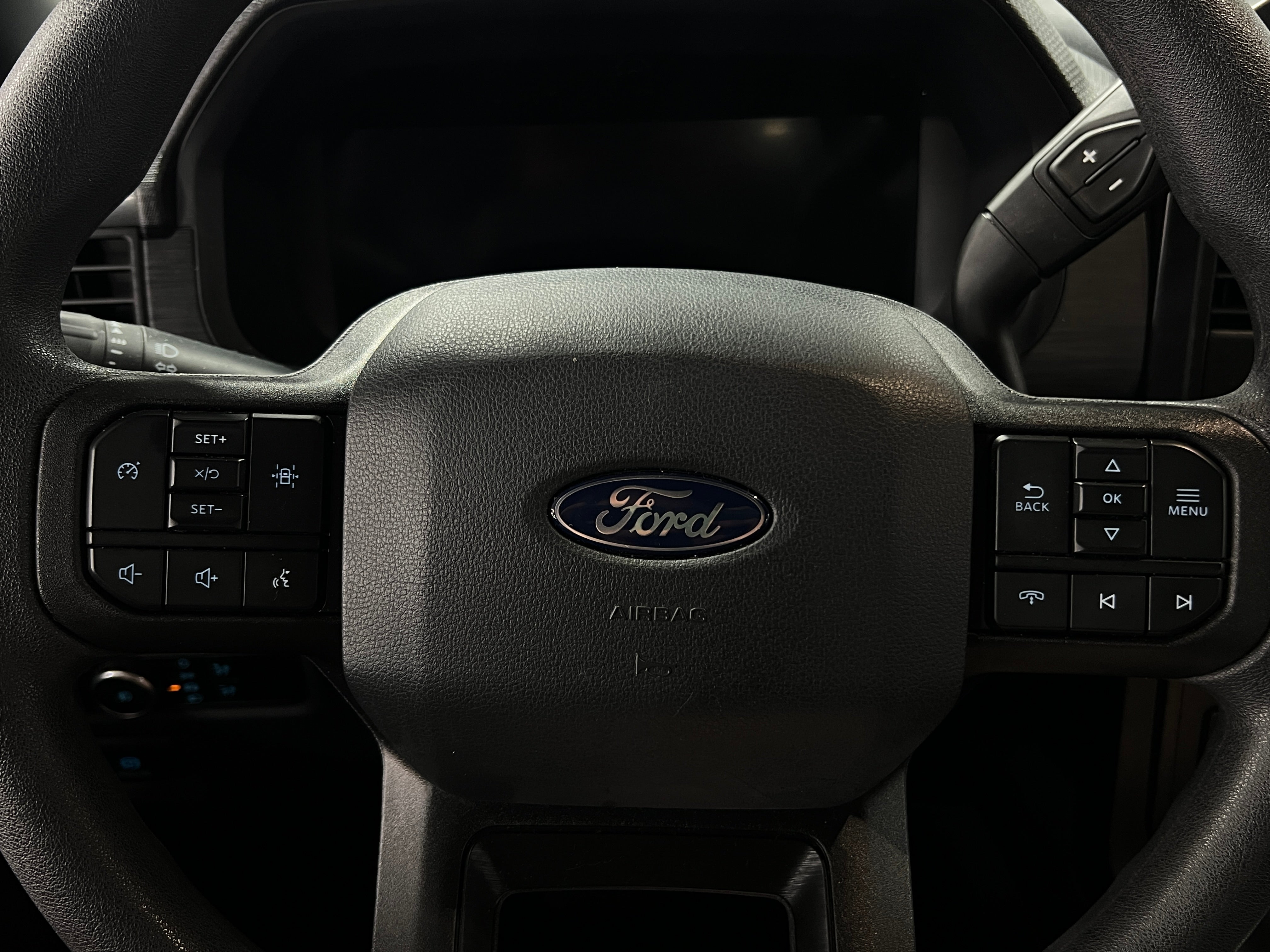 2024 Ford Econoline E-150 5