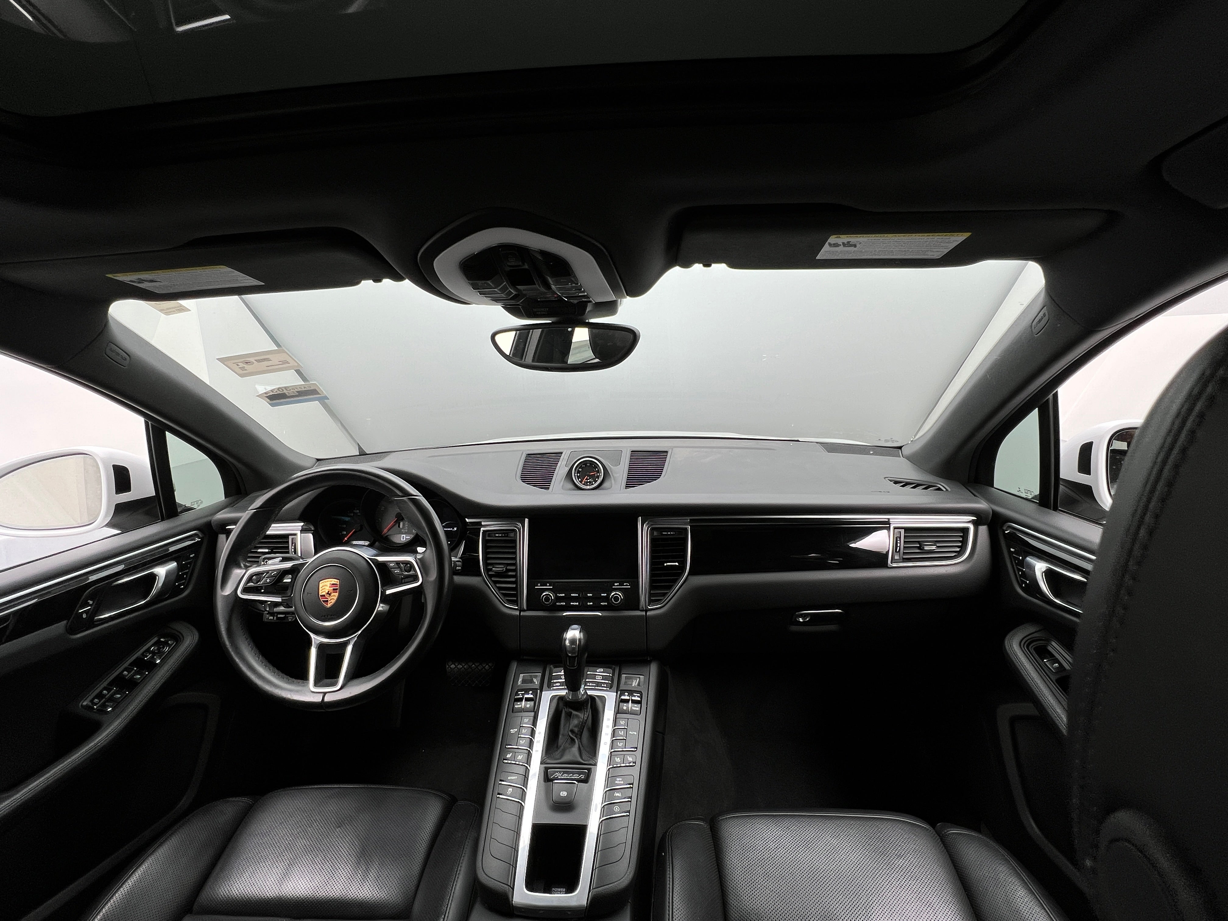 2018 Porsche Macan S 2