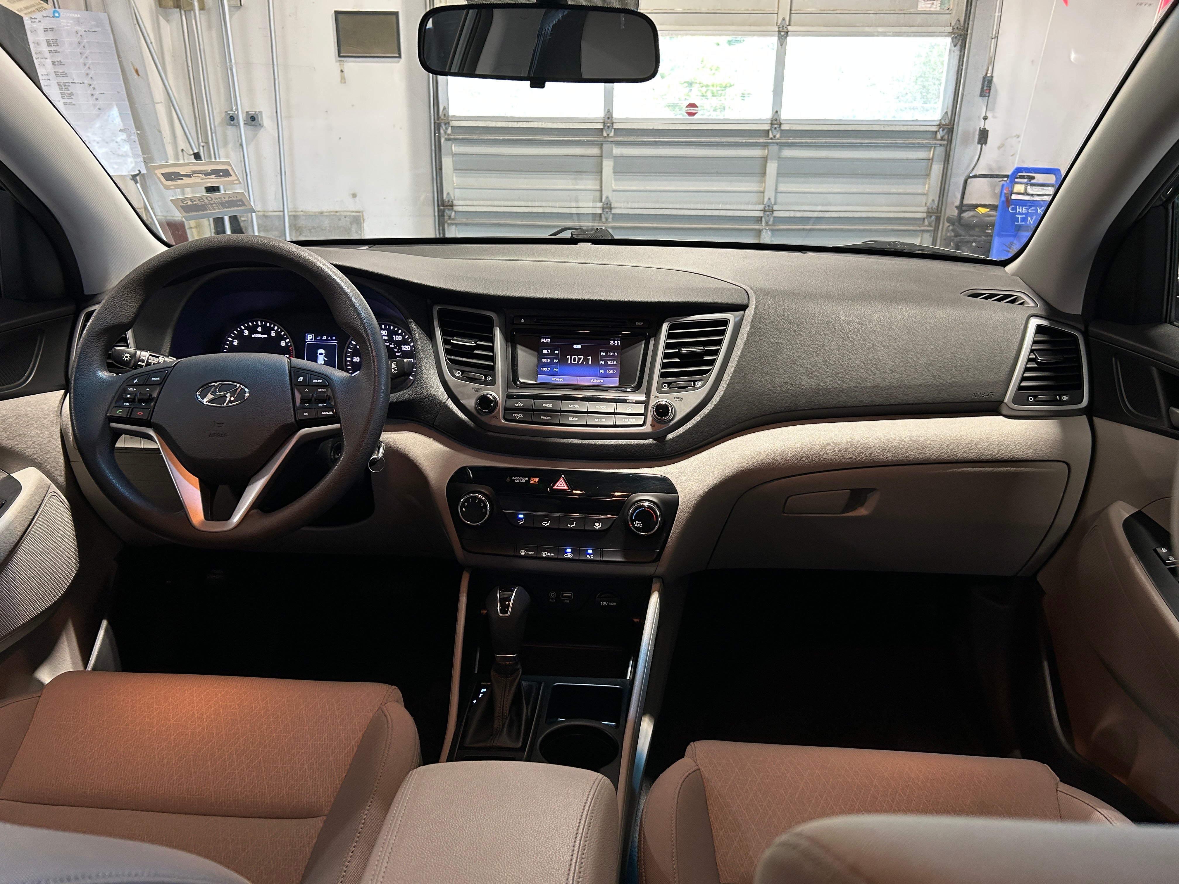 Thumbnail: 2017 Hyundai Tucson - 3