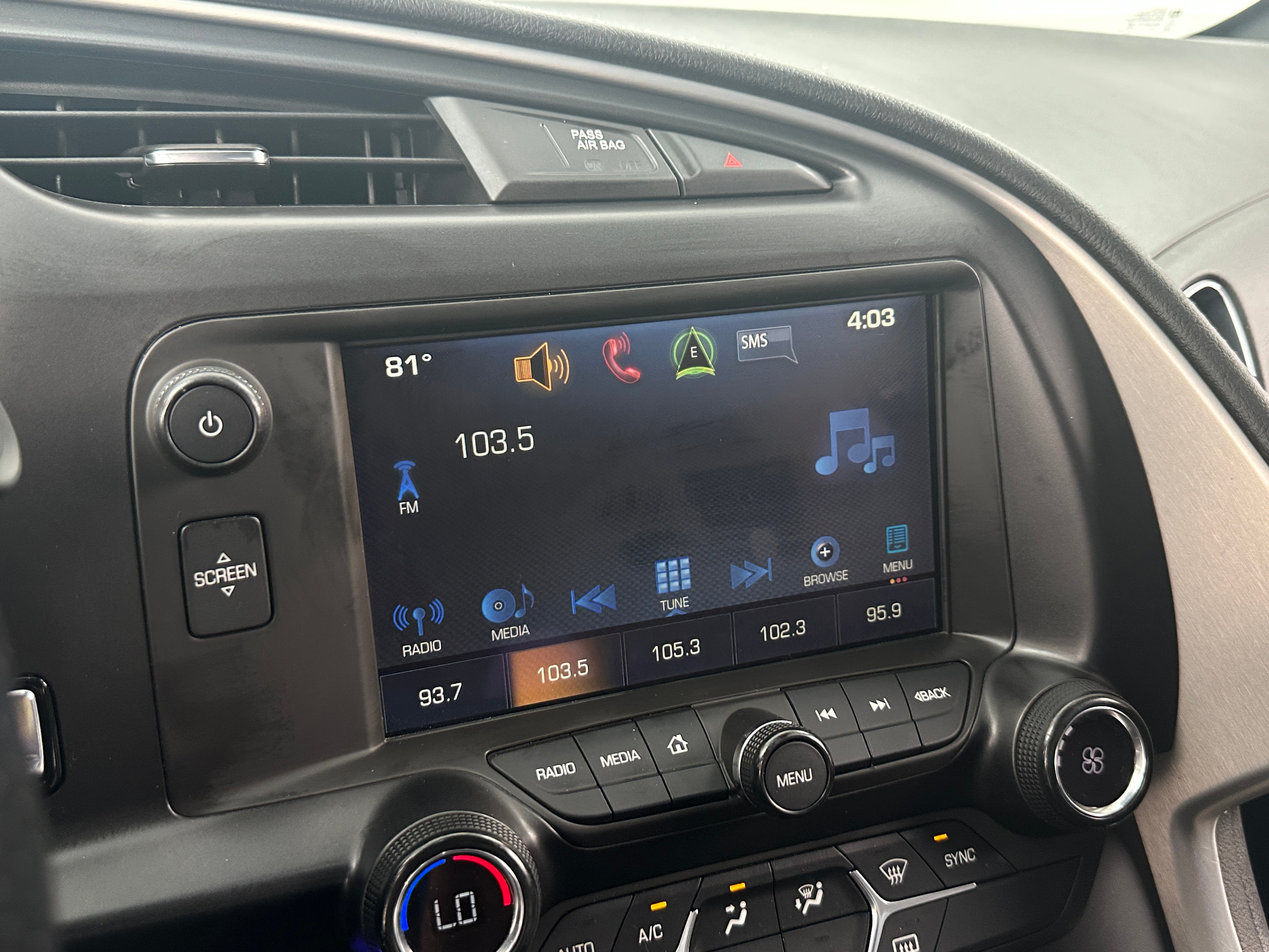 2016 Chevrolet Corvette Stingray 2