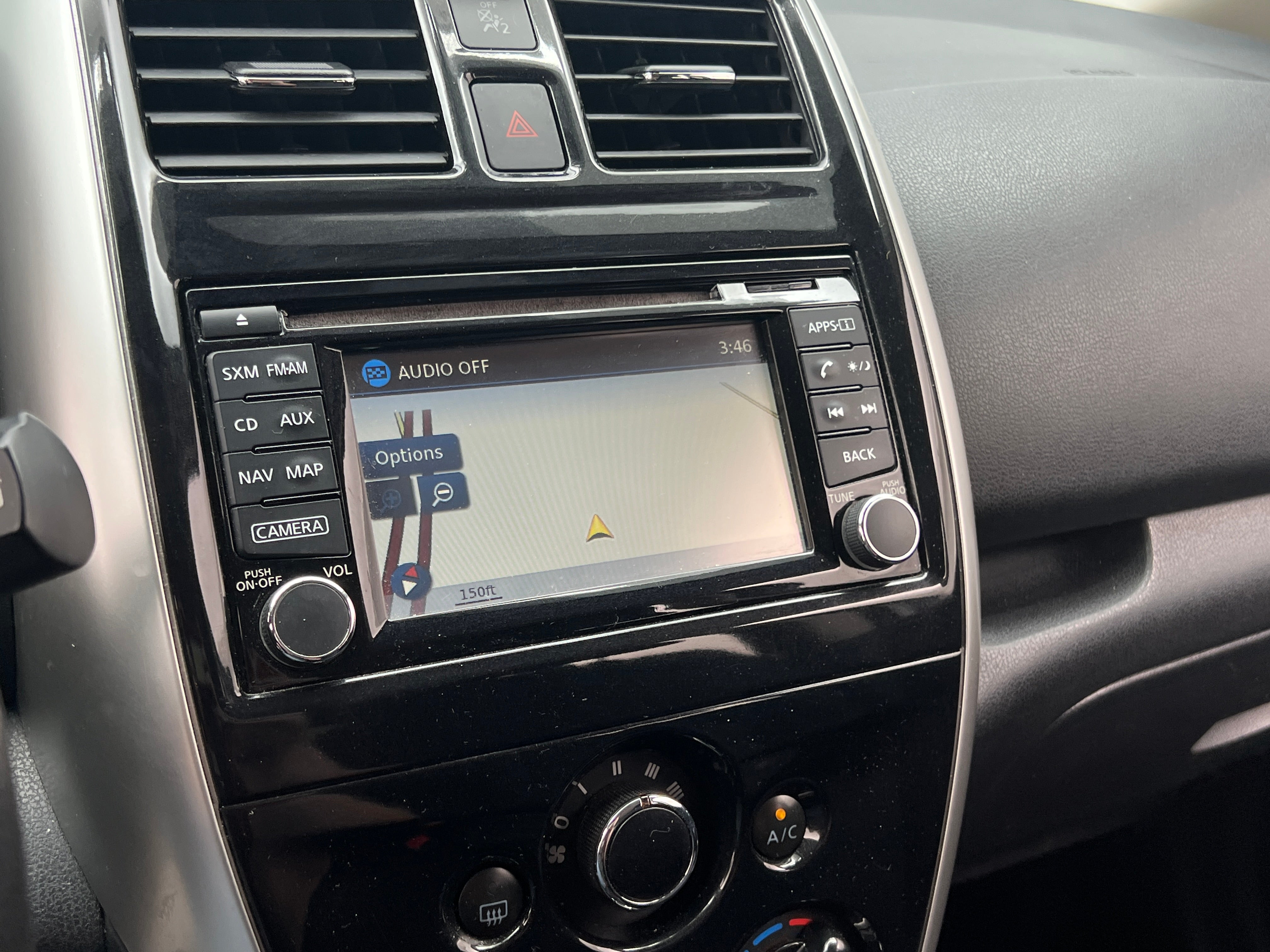 2016 Nissan Versa Note SL 4