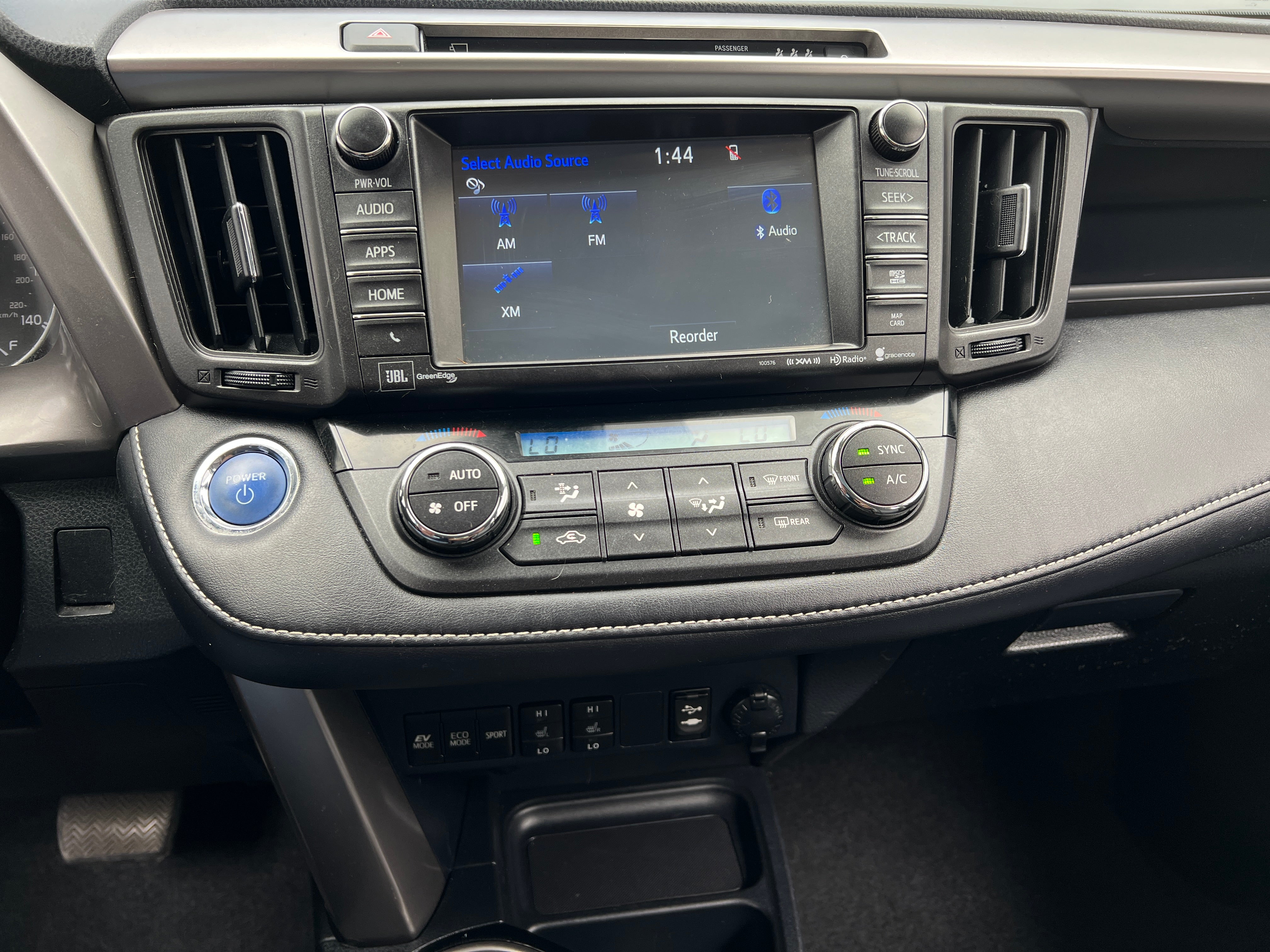 2017 Toyota RAV4 Limited 4