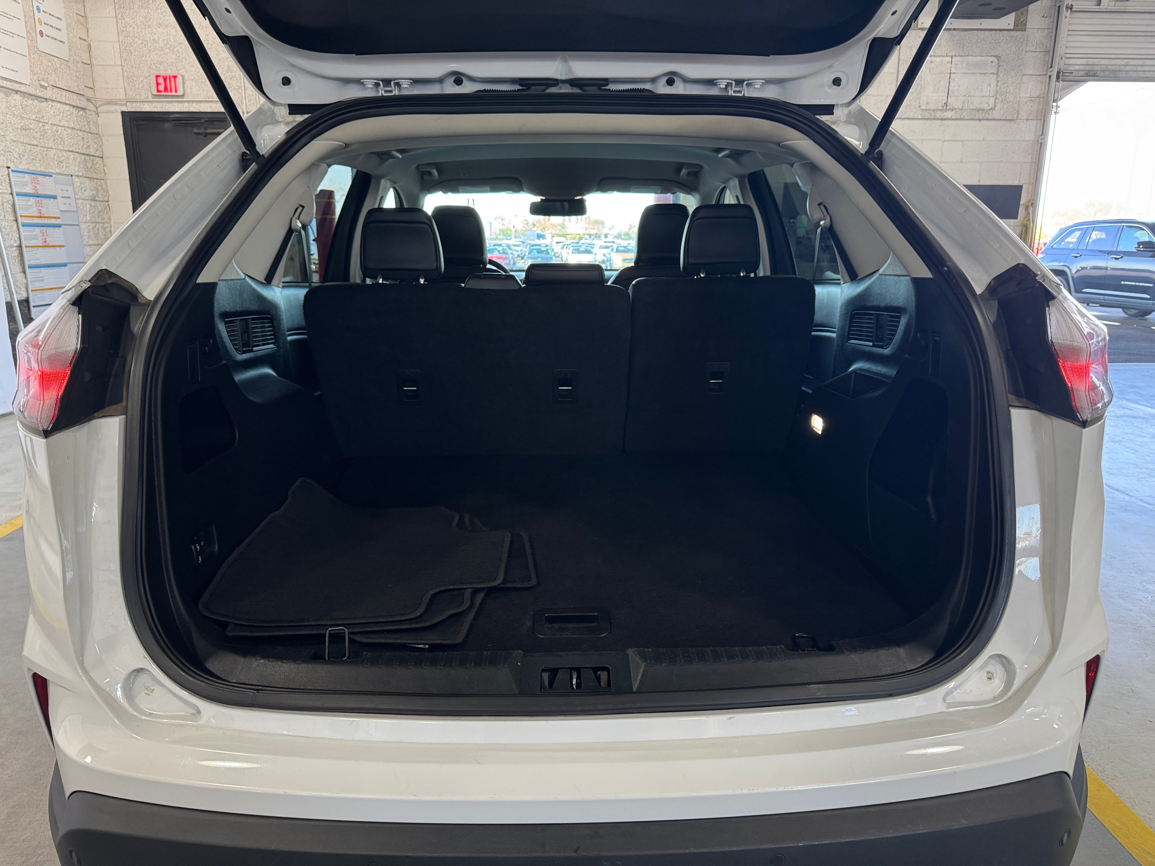 2024 Ford Edge SEL 6