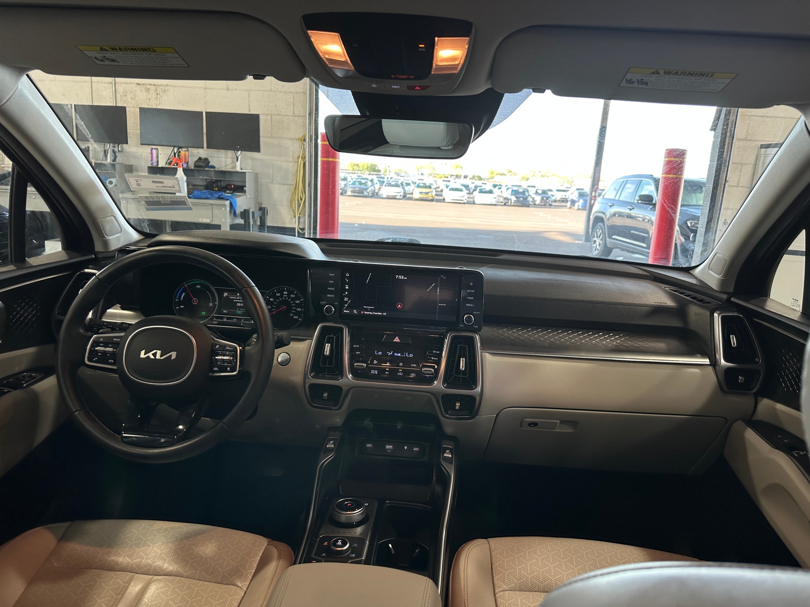 Thumbnail: 2023 Kia Sorento - 2
