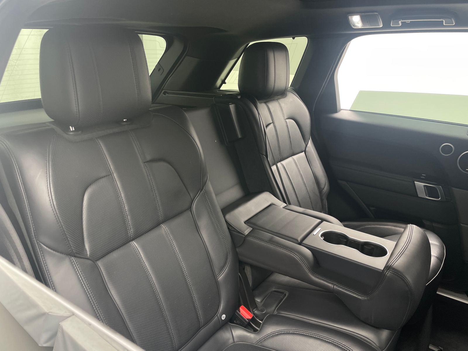Thumbnail: 2016 Land Rover Range Rover Sport - 6