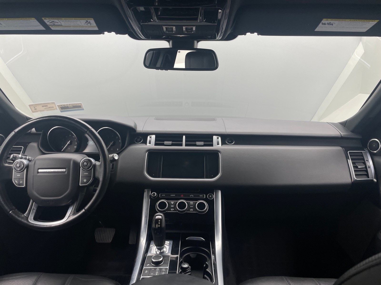 Thumbnail: 2016 Land Rover Range Rover Sport - 3