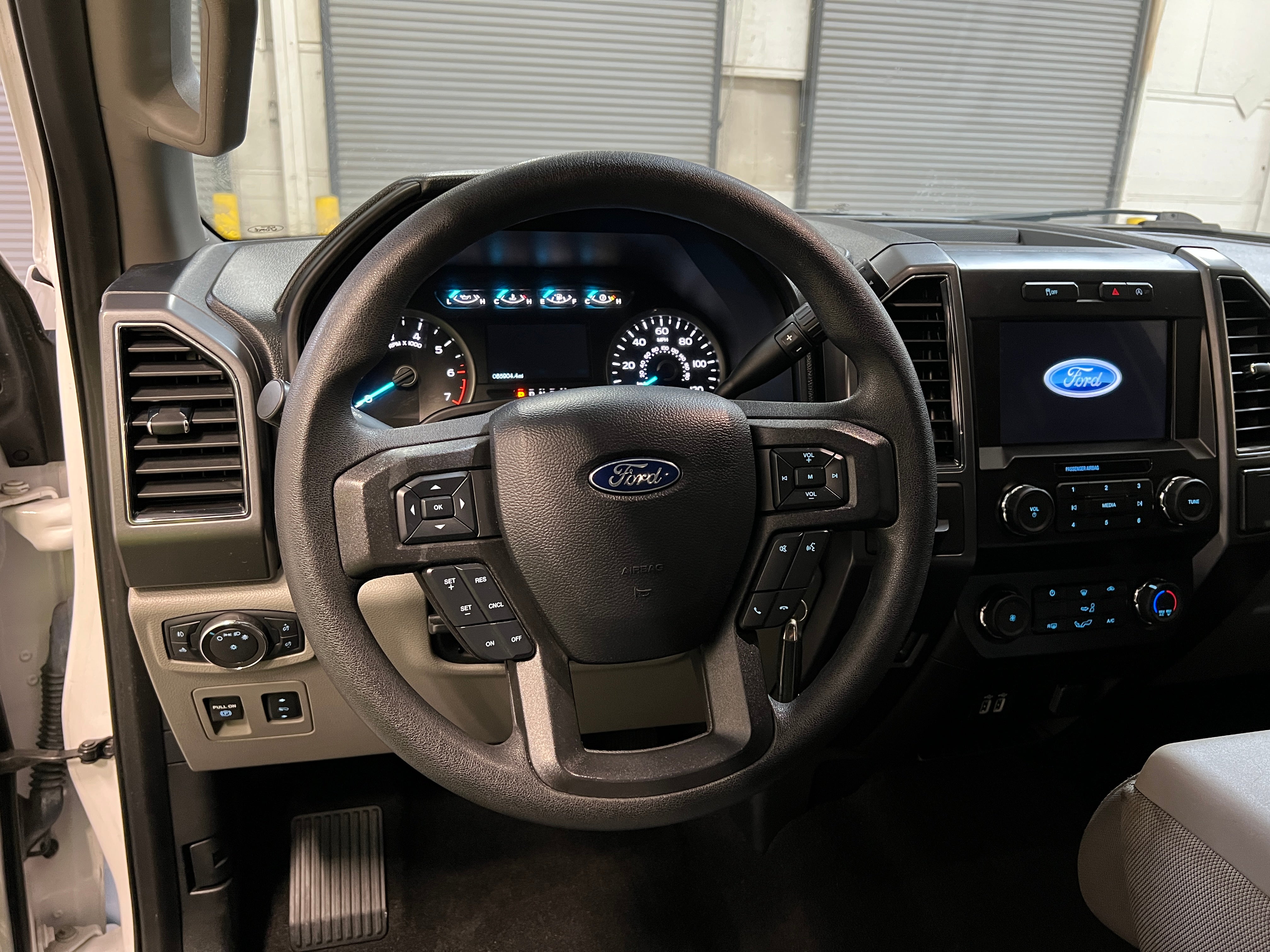 2020 Ford Econoline E-150 5