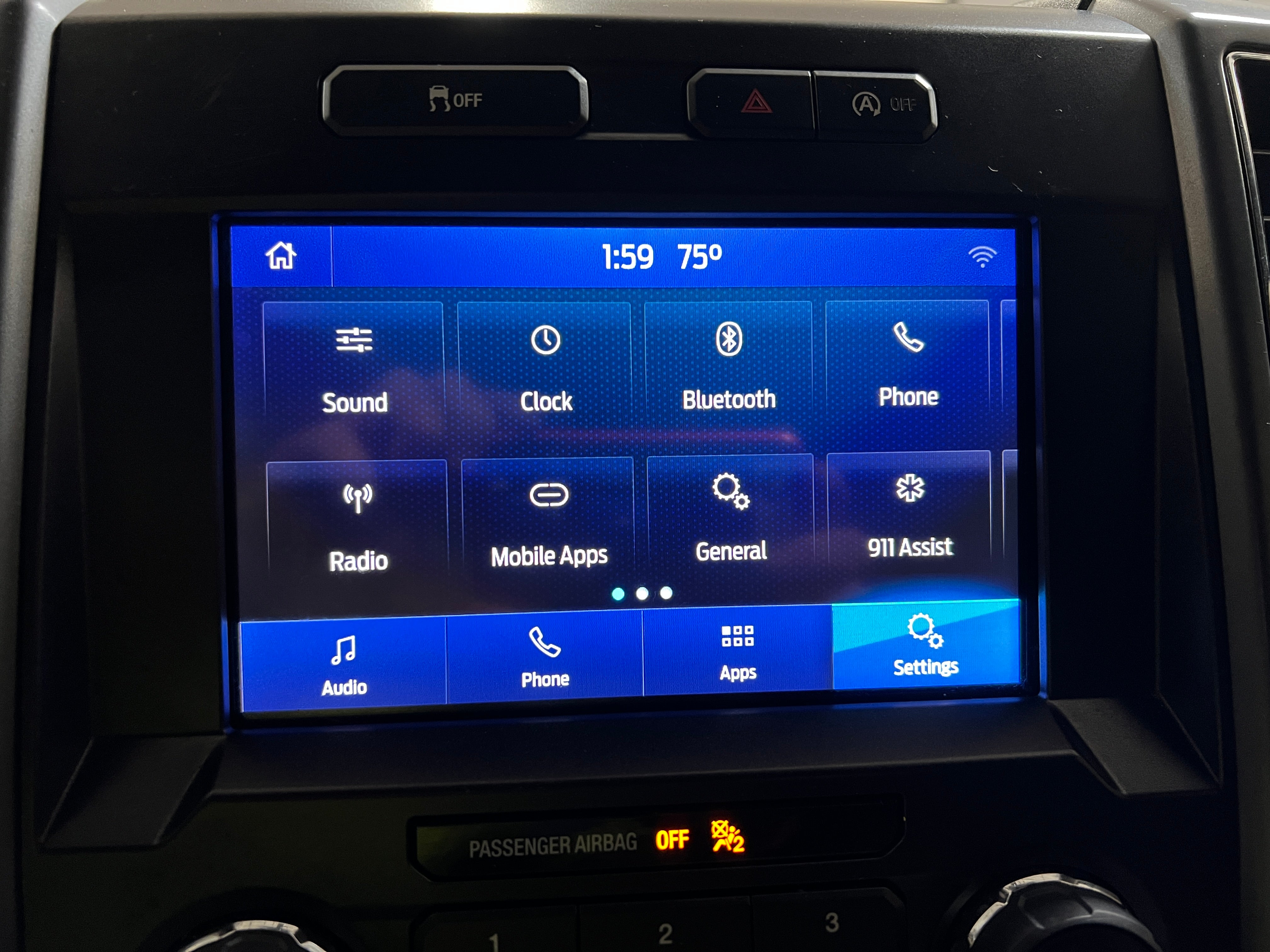 2020 Ford Econoline E-150 4