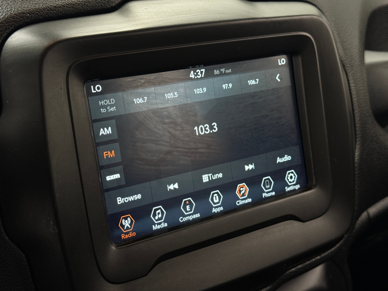 Thumbnail: 2021 Jeep Renegade - 4