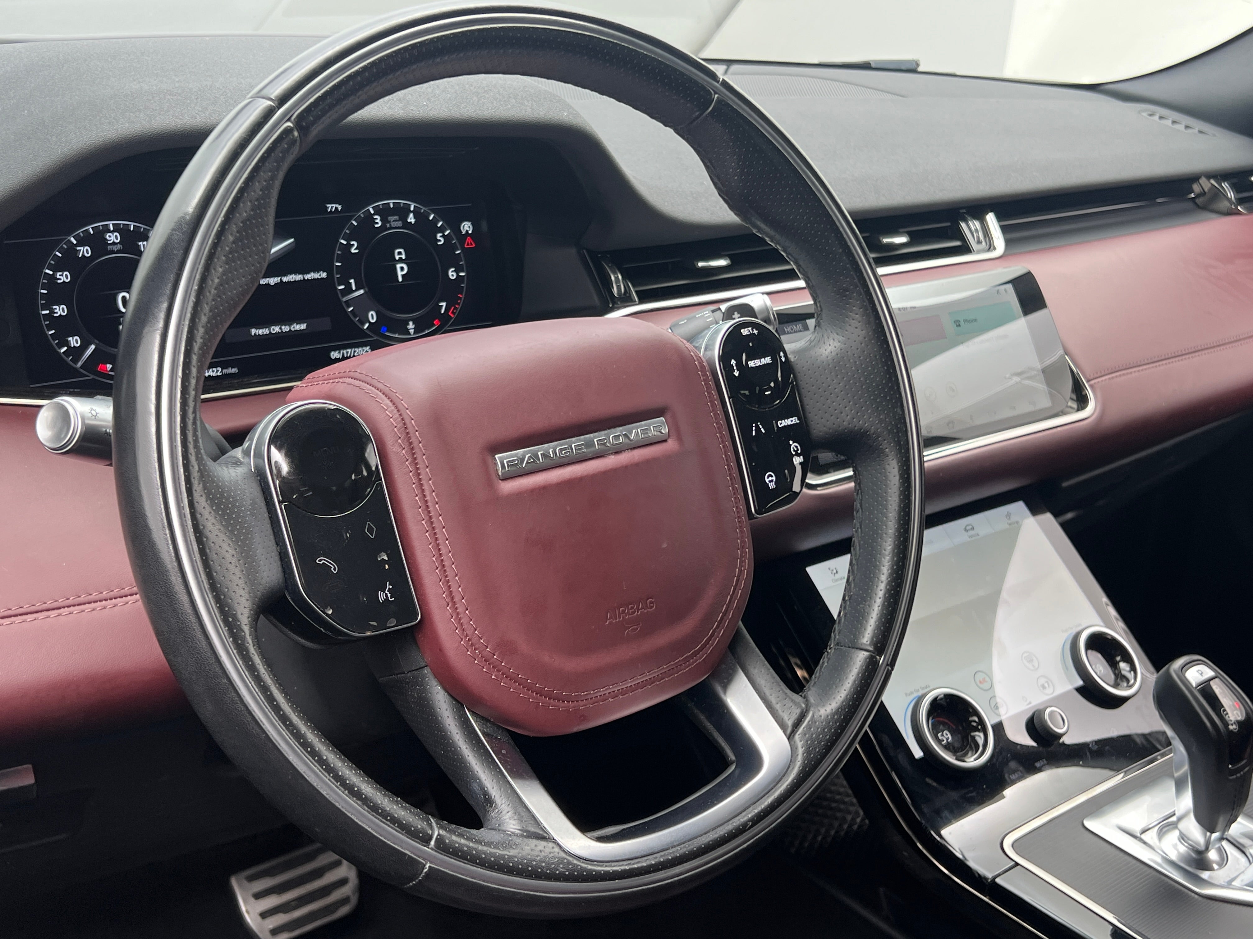 Thumbnail: 2020 Land Rover Range Rover Evoque - 4