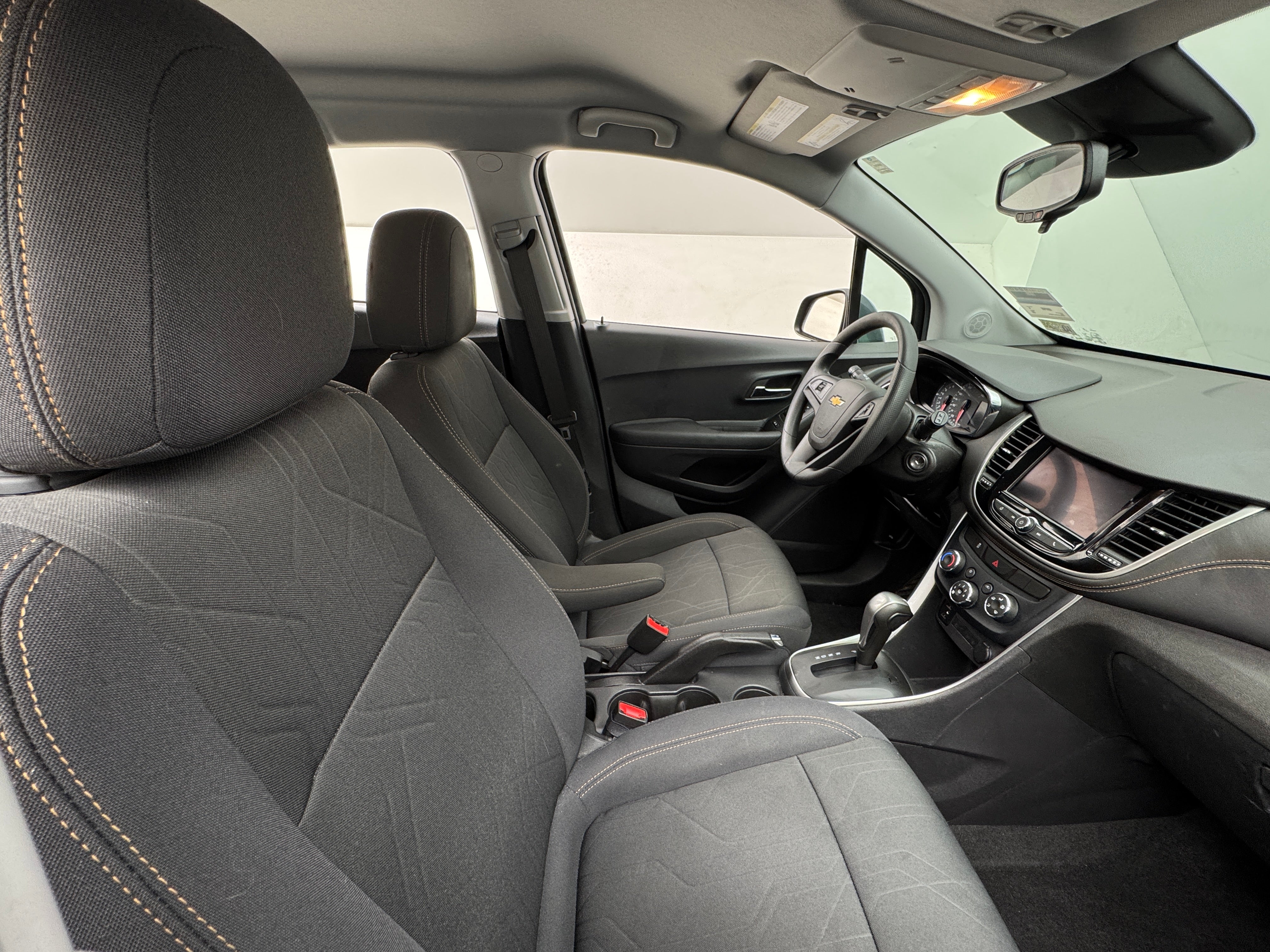2020 Chevrolet Trax LT 2