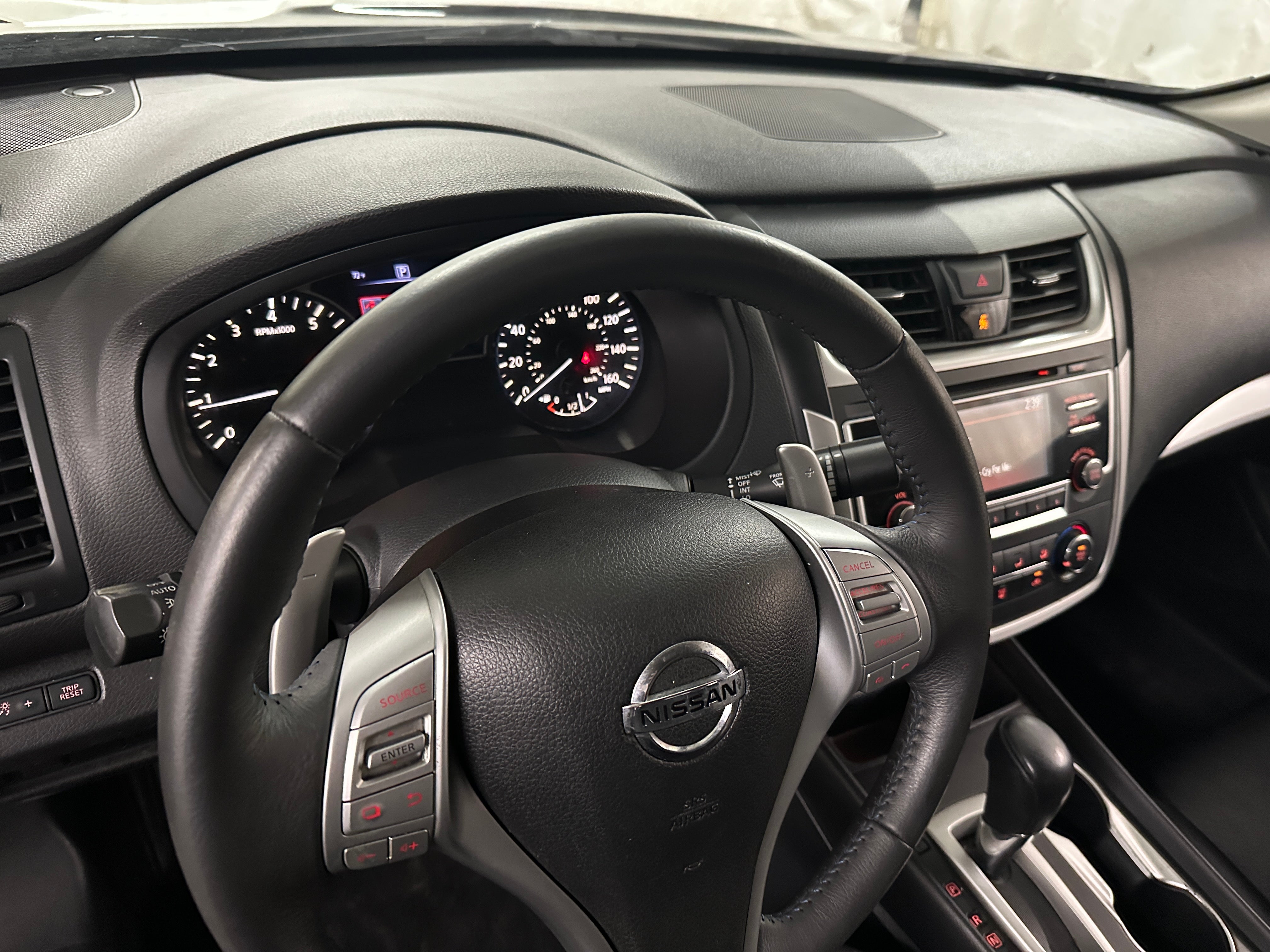 2017 Nissan Altima SR 3