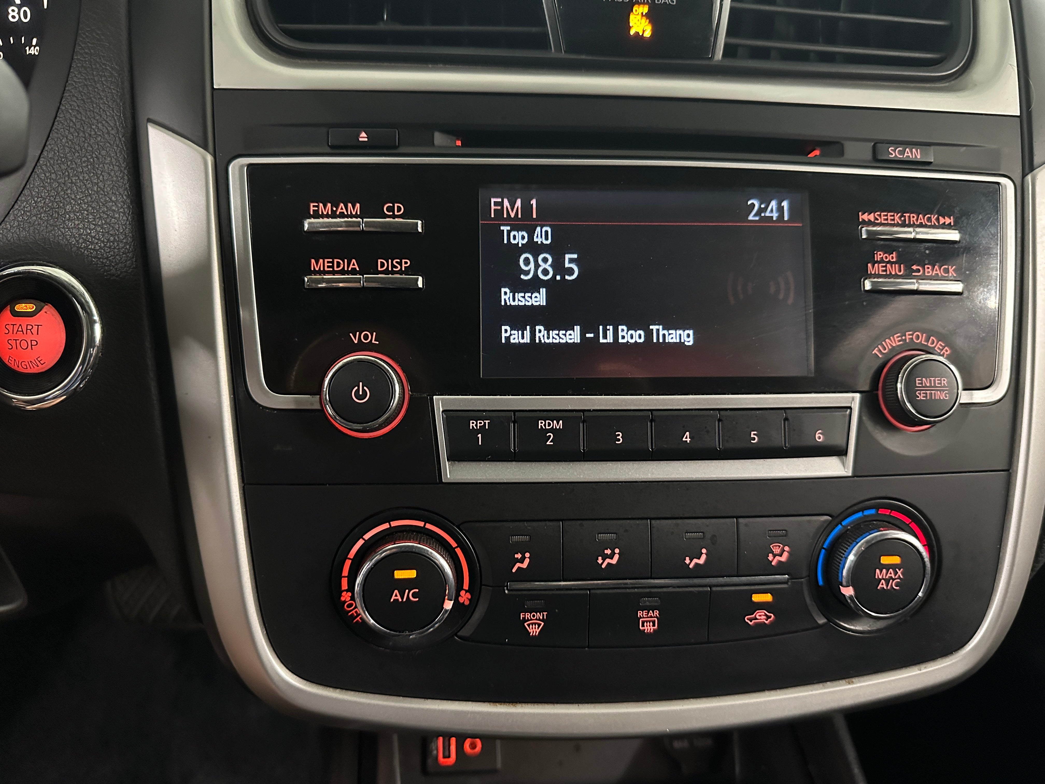 2017 Nissan Altima SR 4