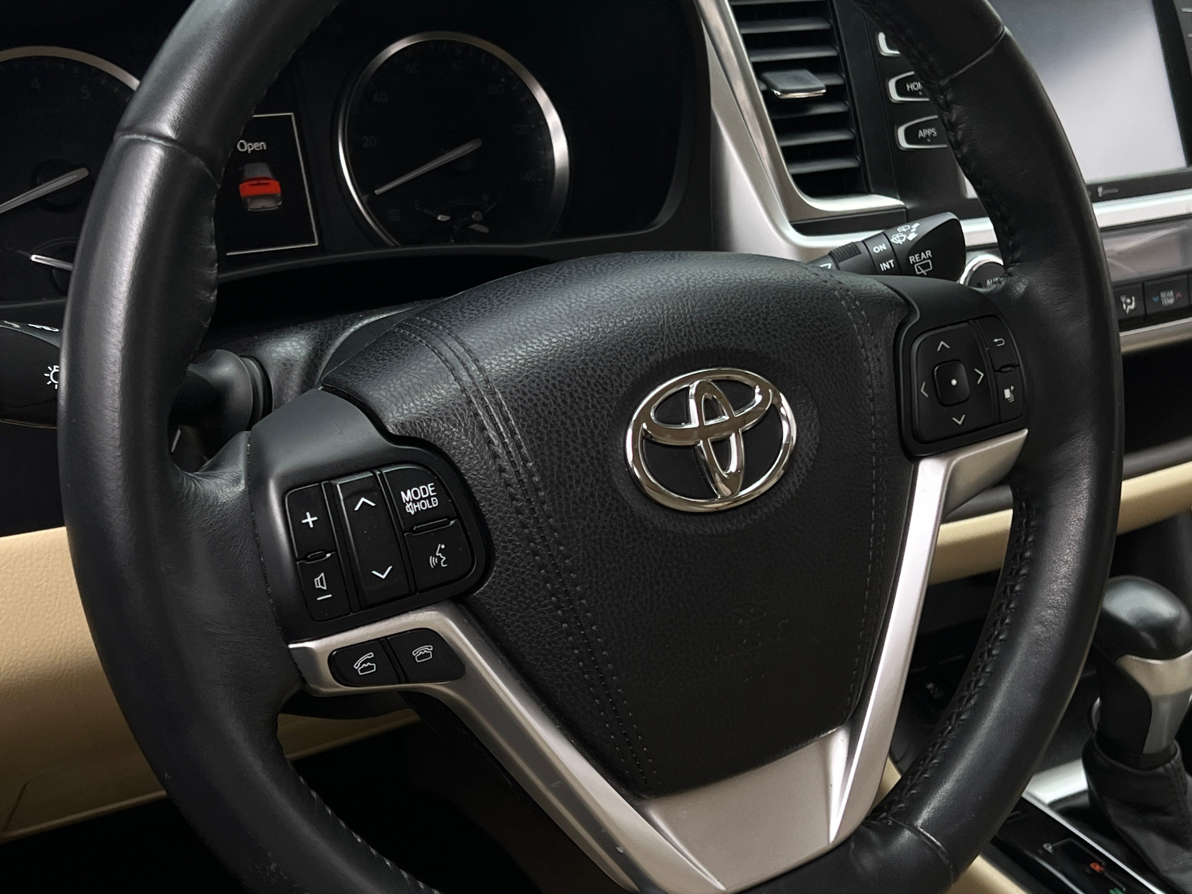 2015 Toyota Highlander XLE 4