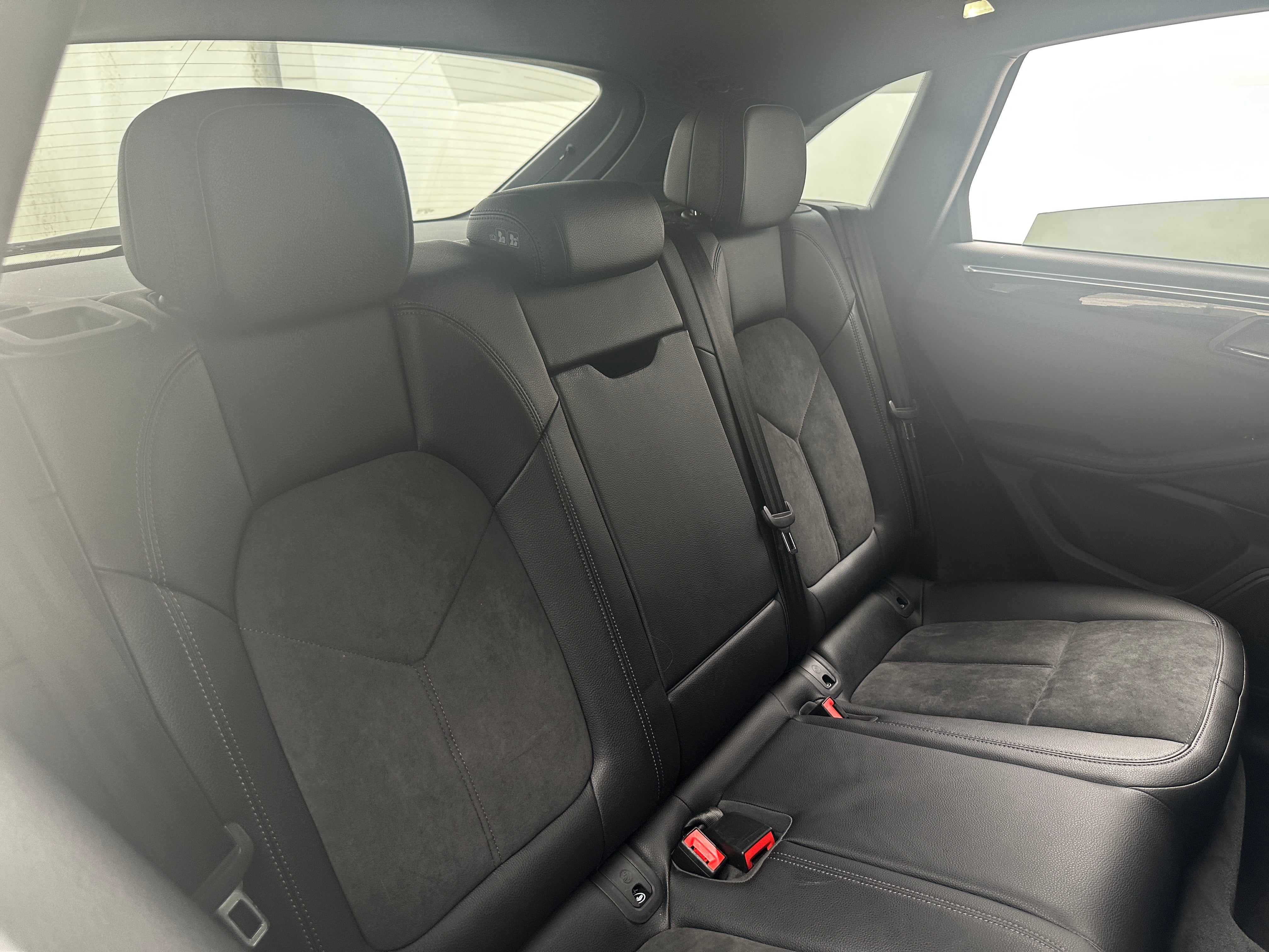 2018 Porsche Macan Base 5