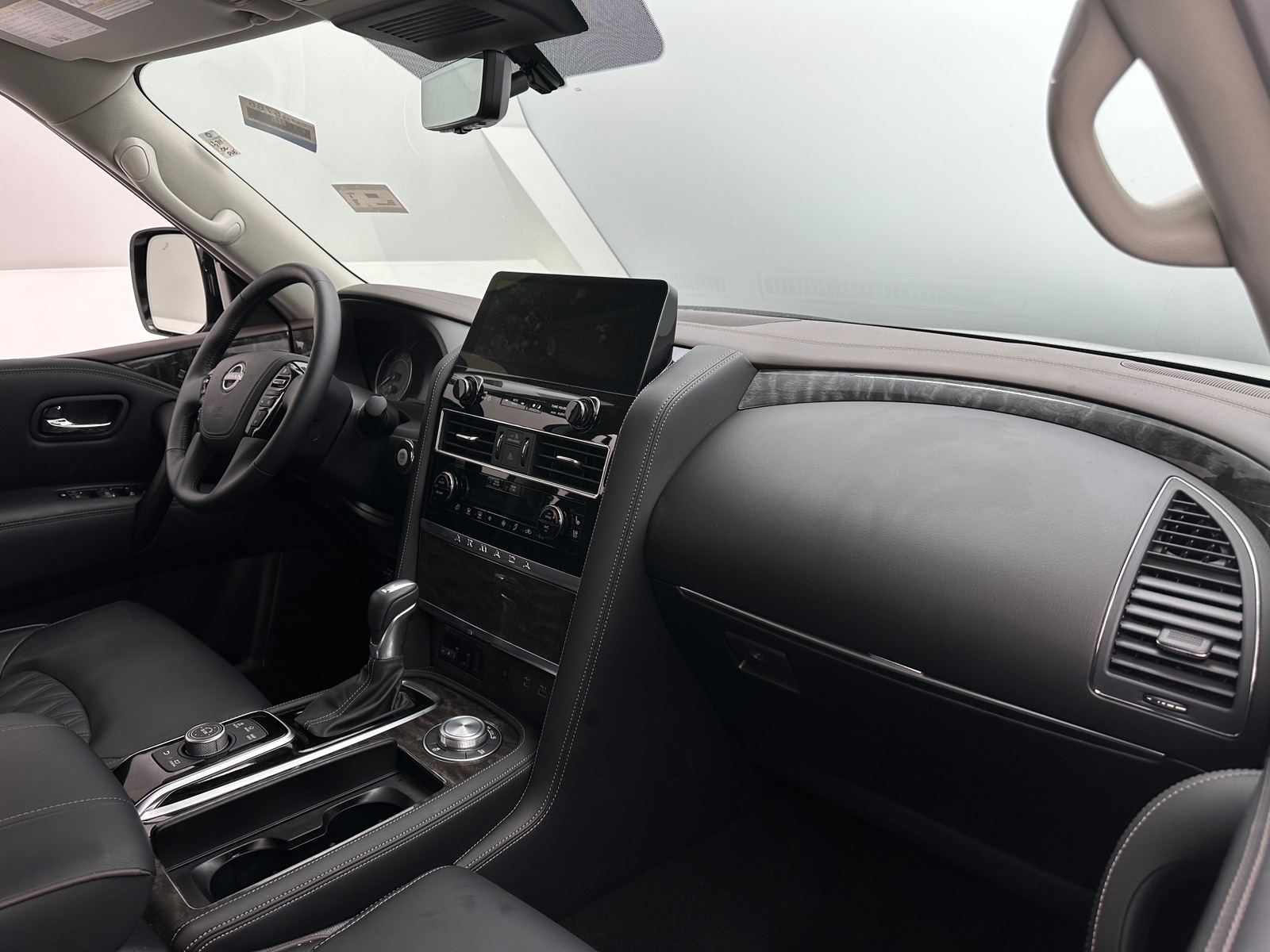 Thumbnail: 2024 Nissan Armada - 2