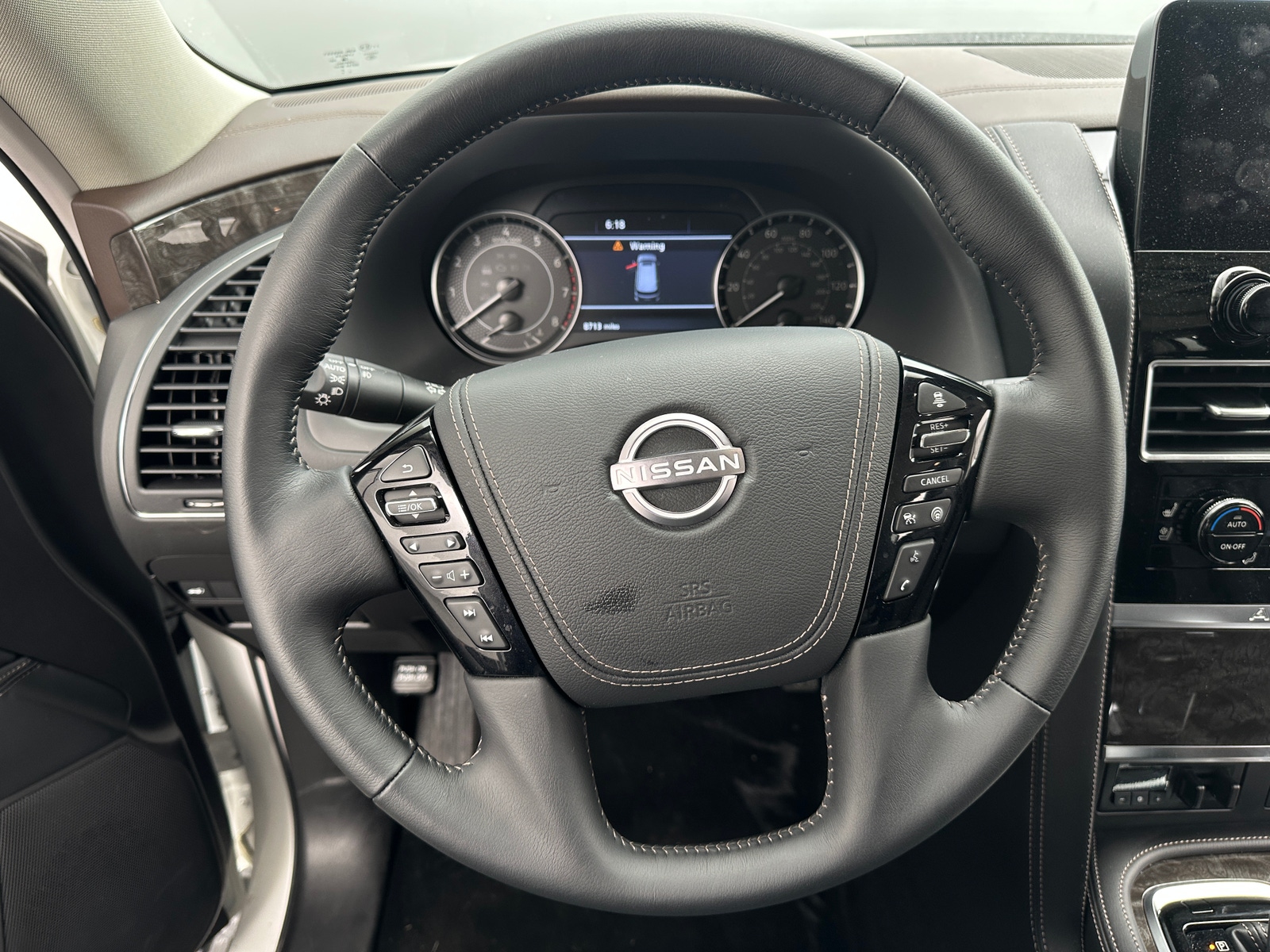 Thumbnail: 2024 Nissan Armada - 4