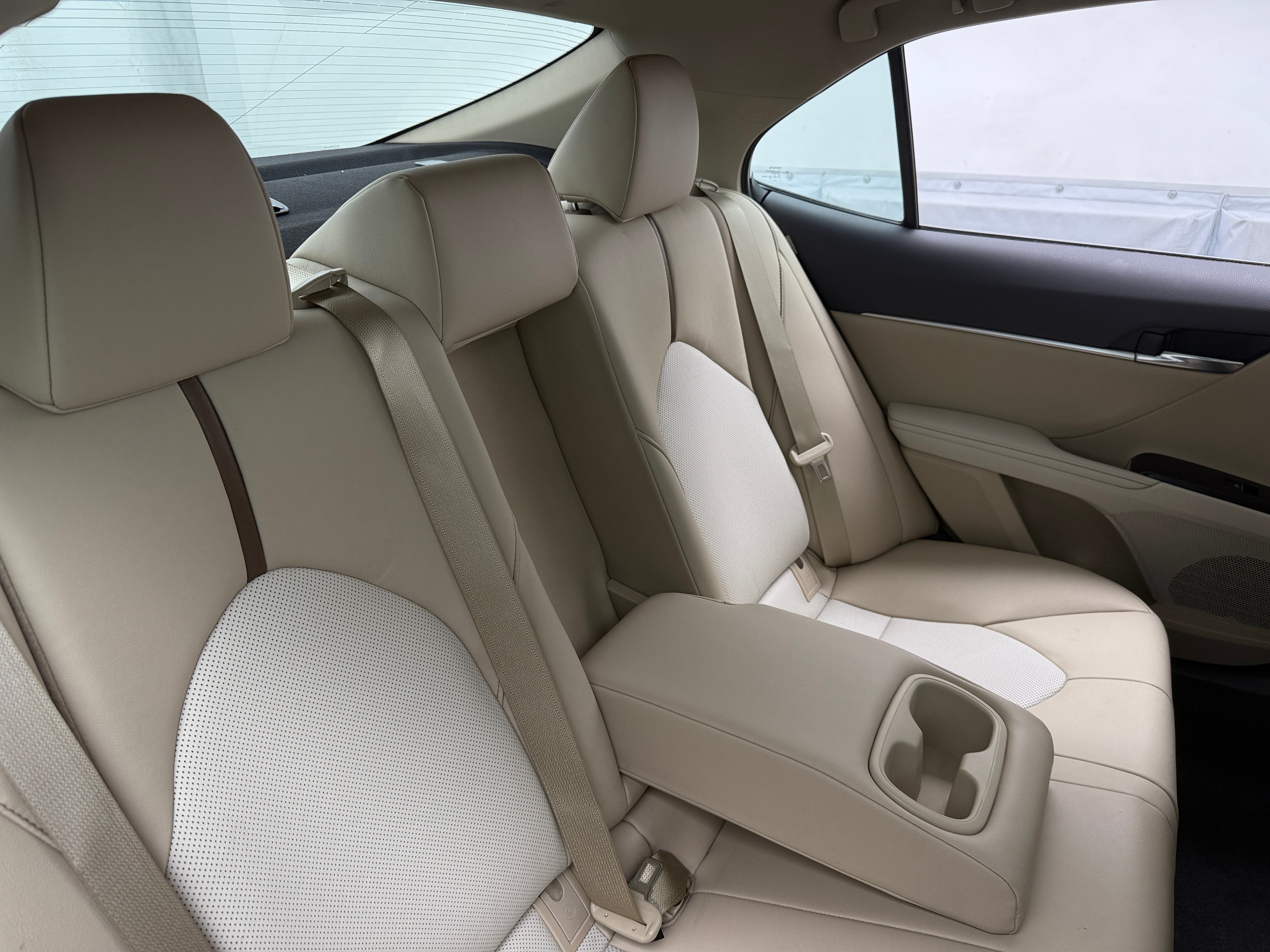 2020 Toyota Camry XLE 5