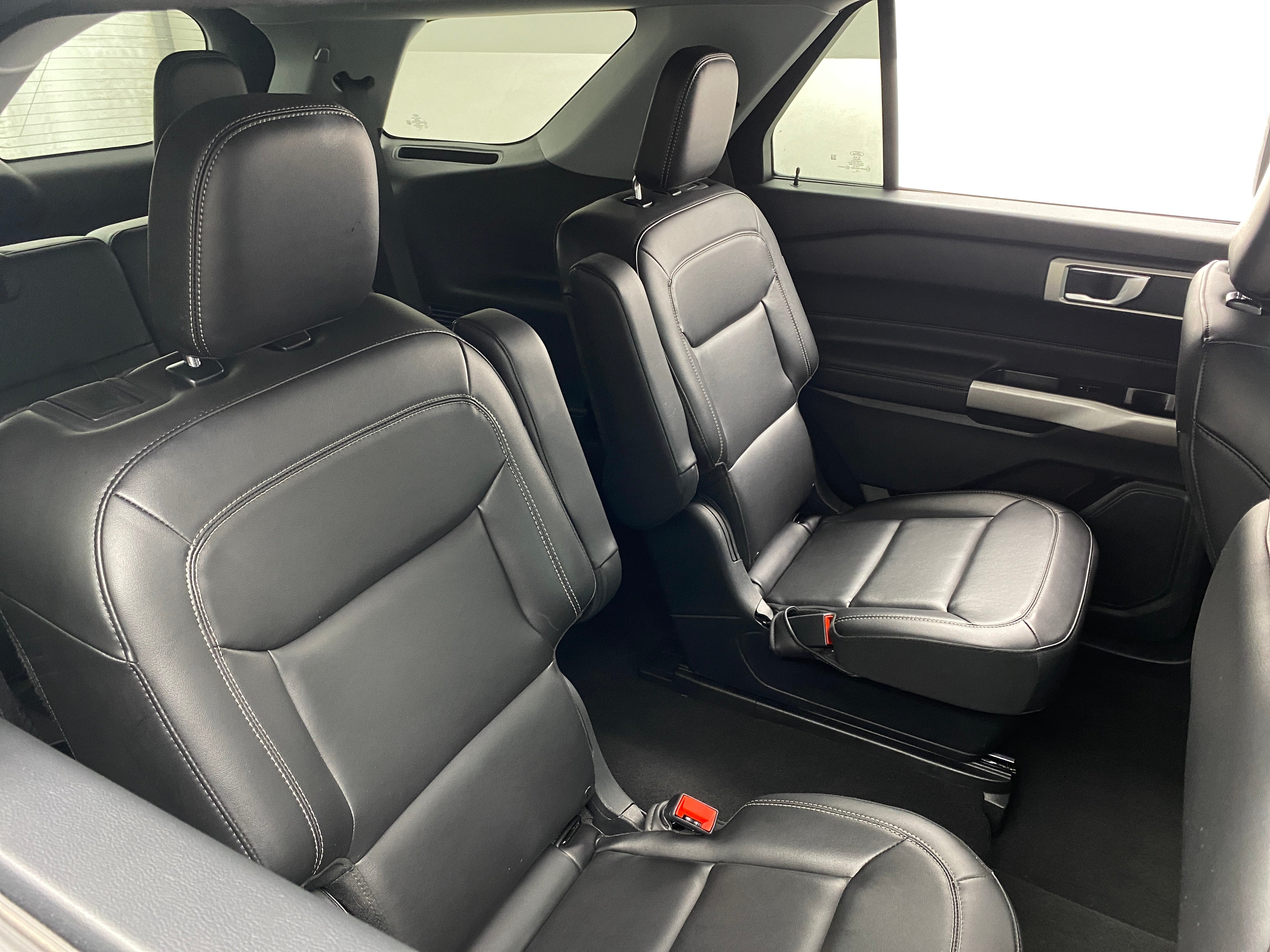2023 Ford Explorer XLT 6