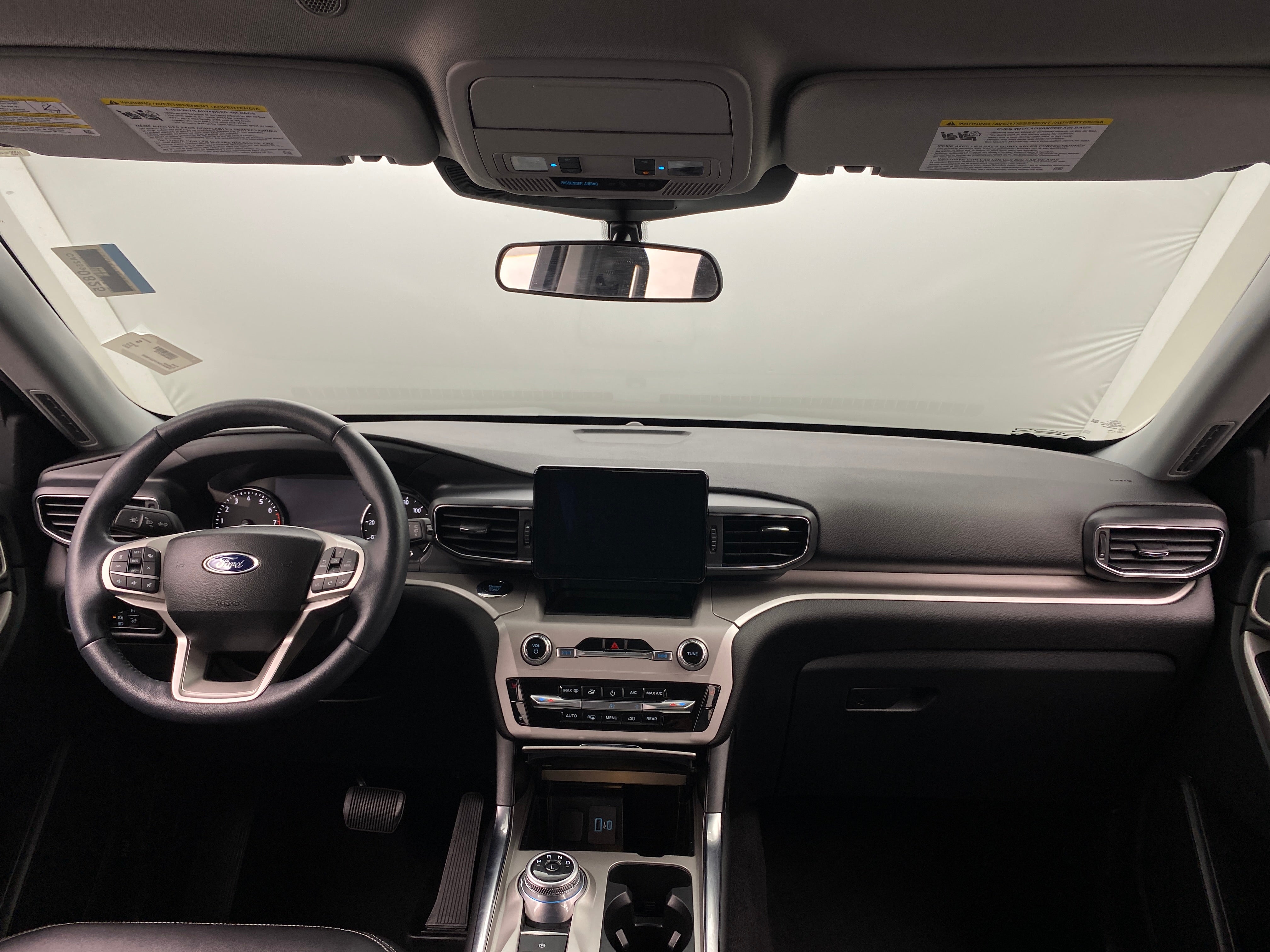 2023 Ford Explorer XLT 3