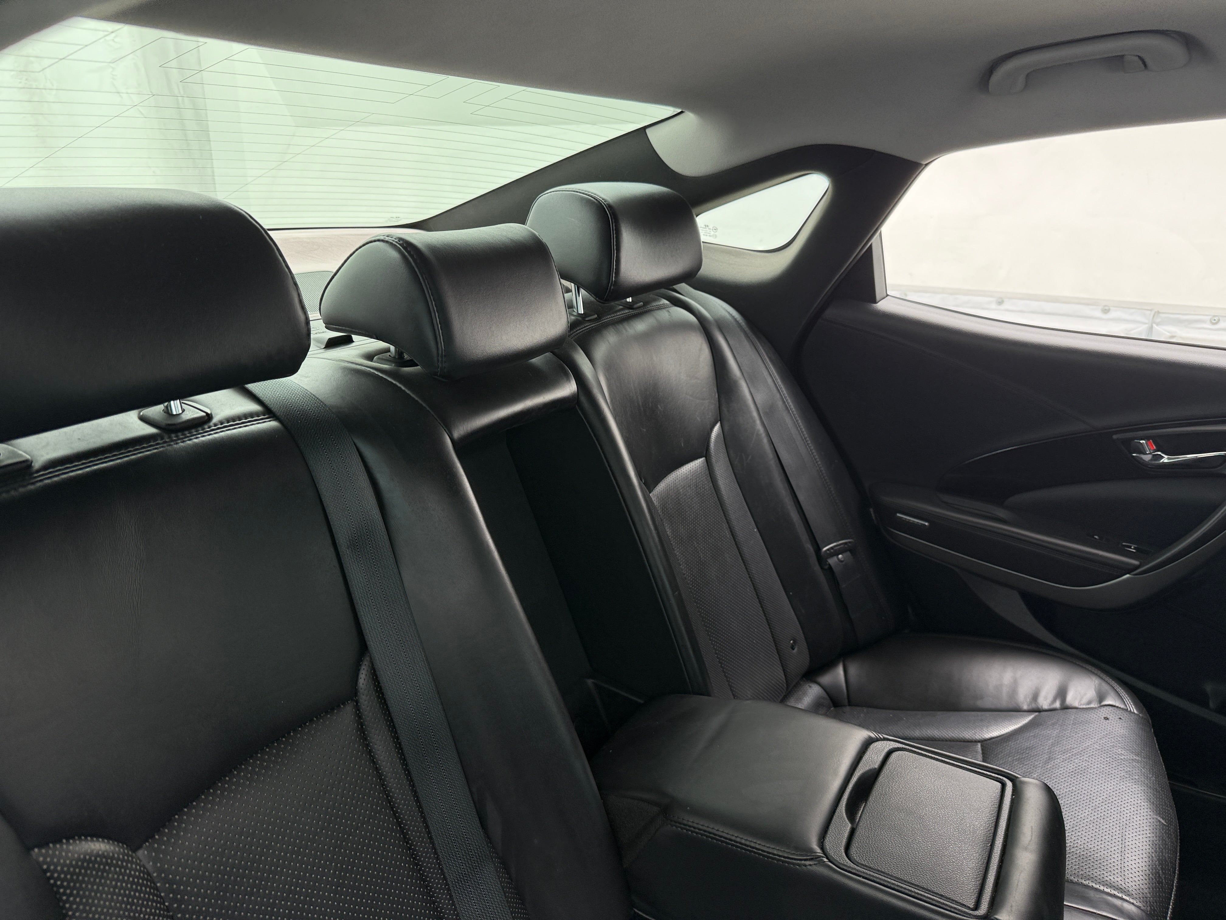 2016 Hyundai Azera Base 5