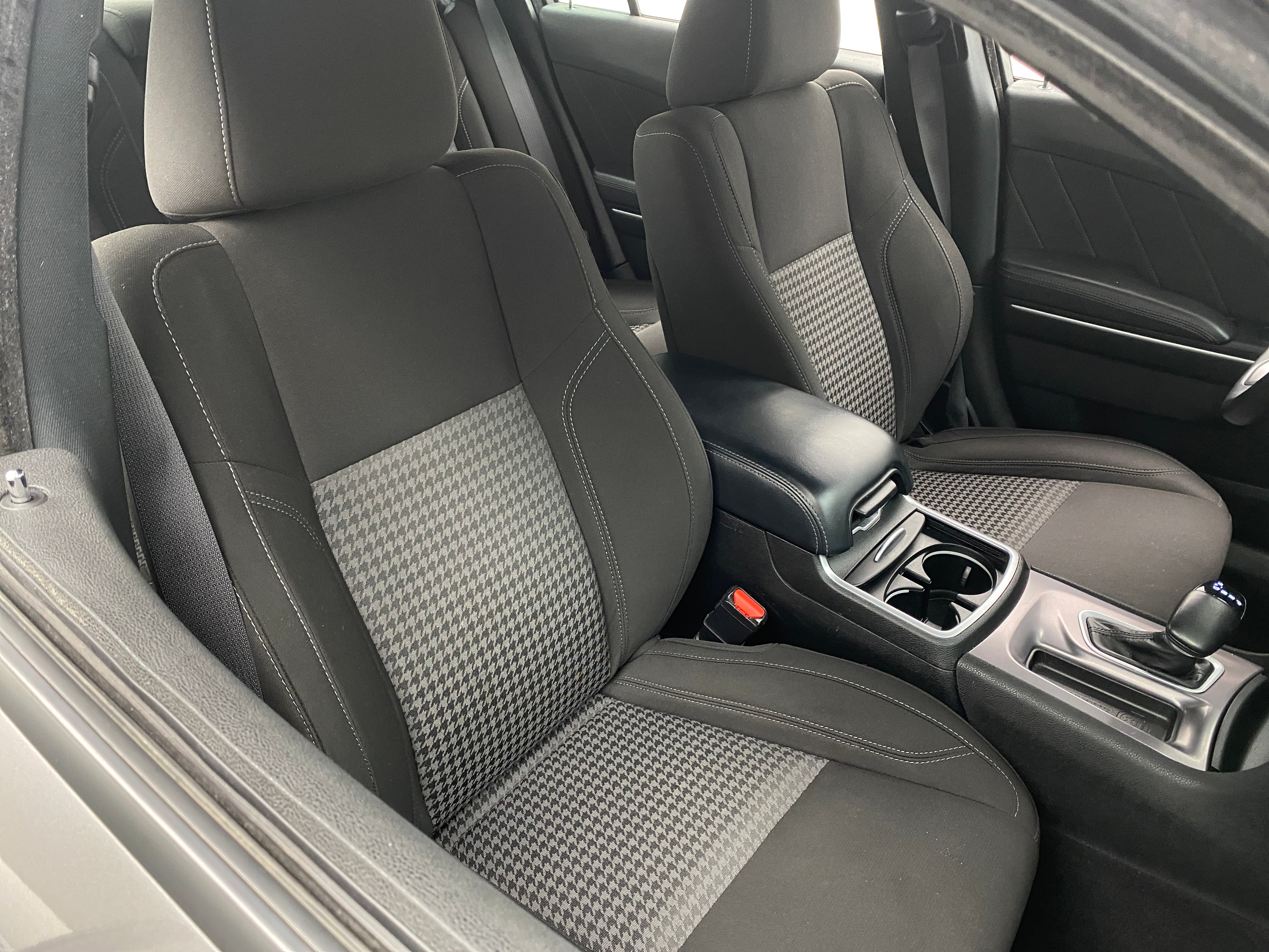 2023 Dodge Charger SXT 2