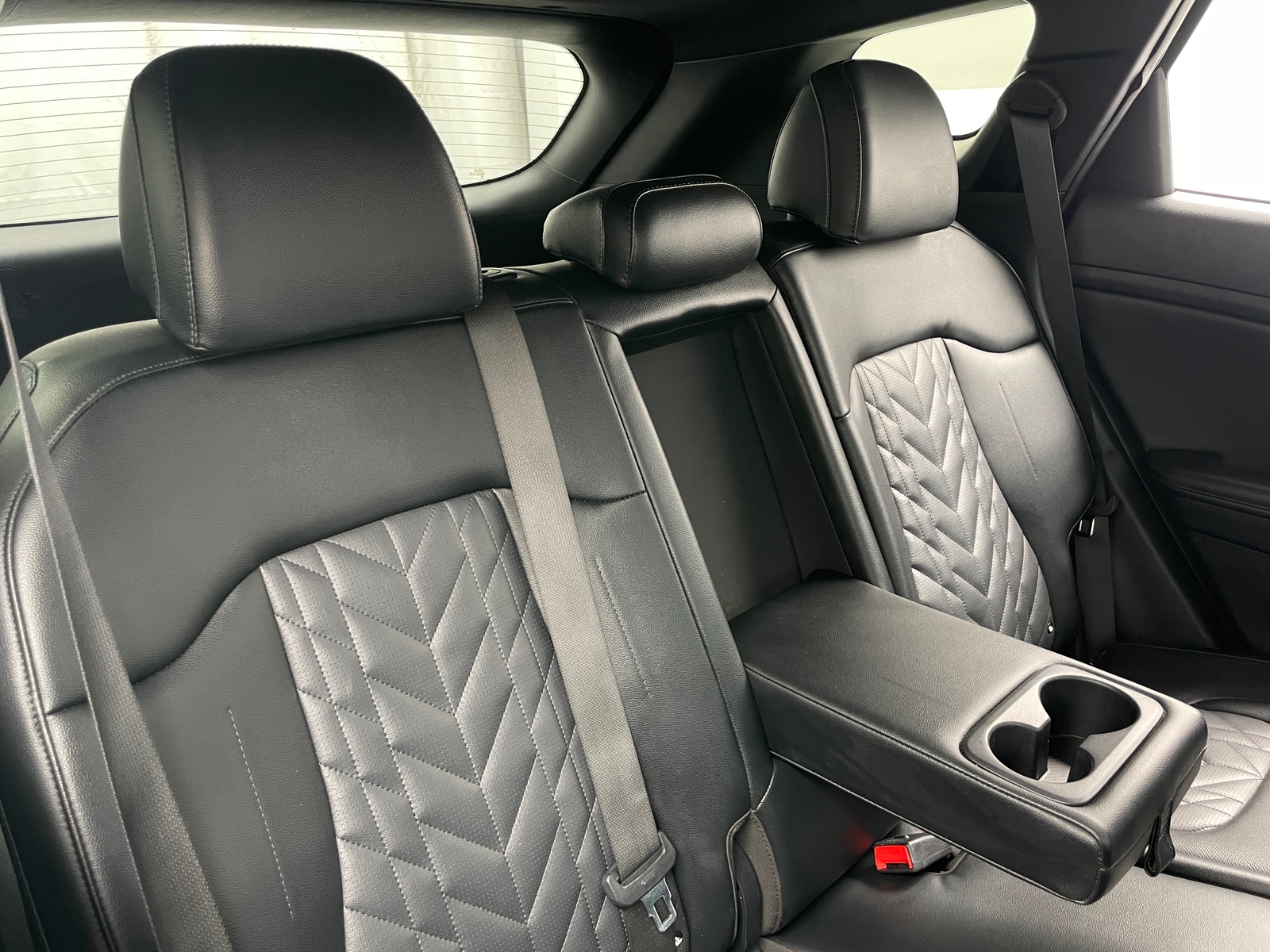 Thumbnail: 2023 Kia Sportage - 5