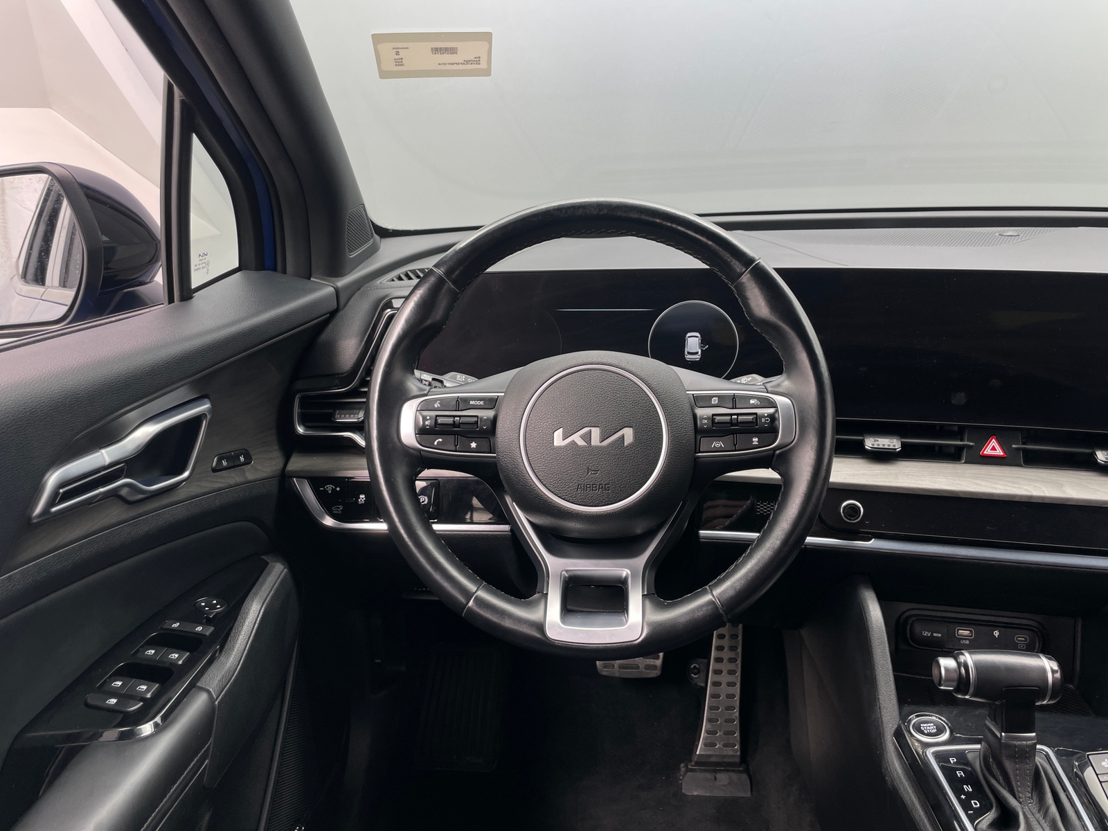 Thumbnail: 2023 Kia Sportage - 4