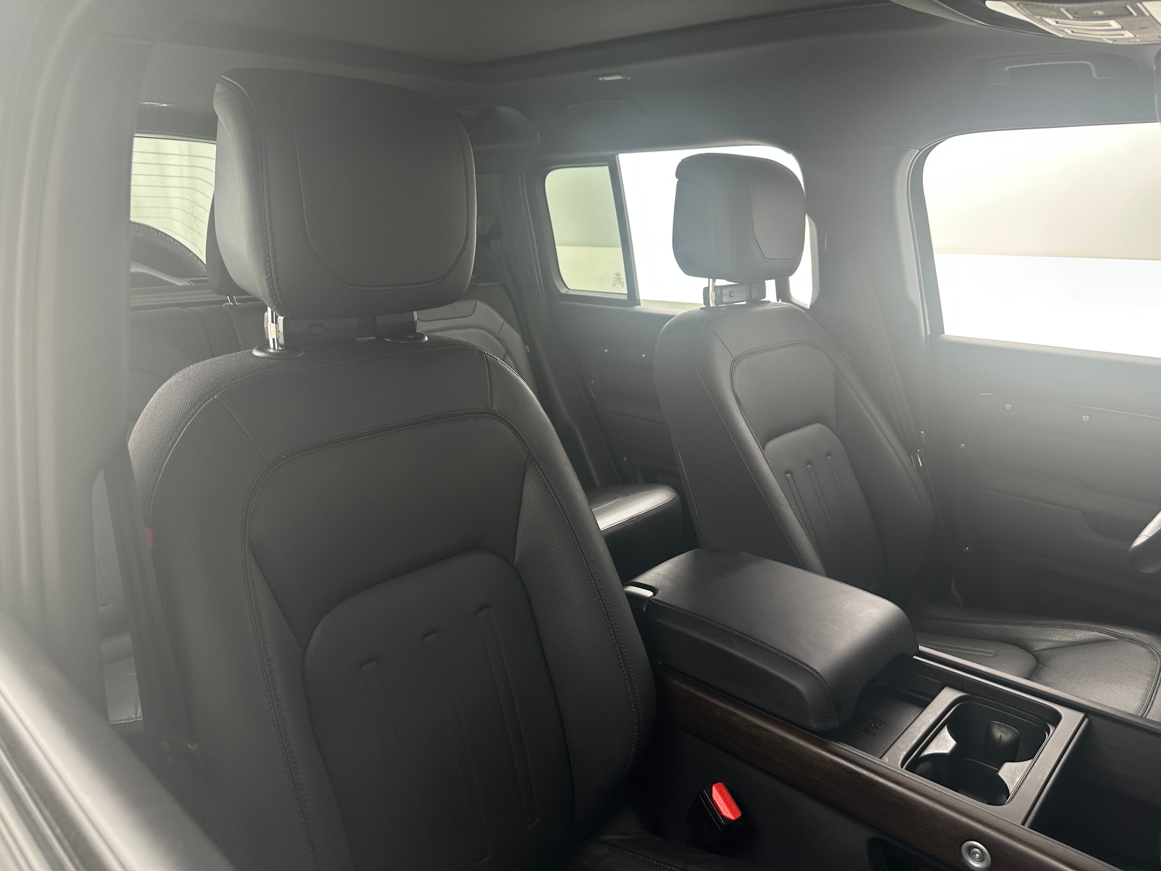 2024 Land Rover Defender 110 2