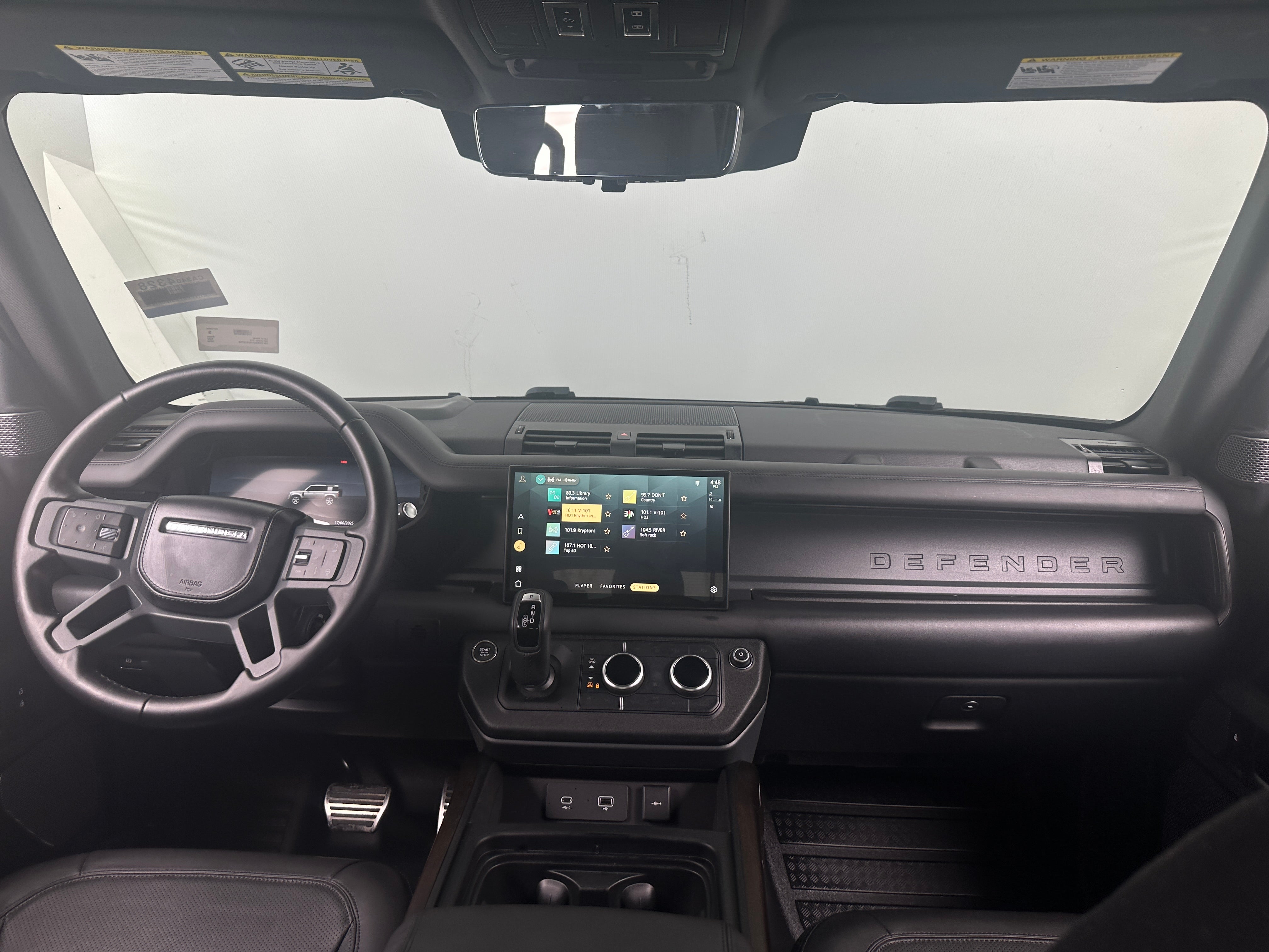 2024 Land Rover Defender 110 3