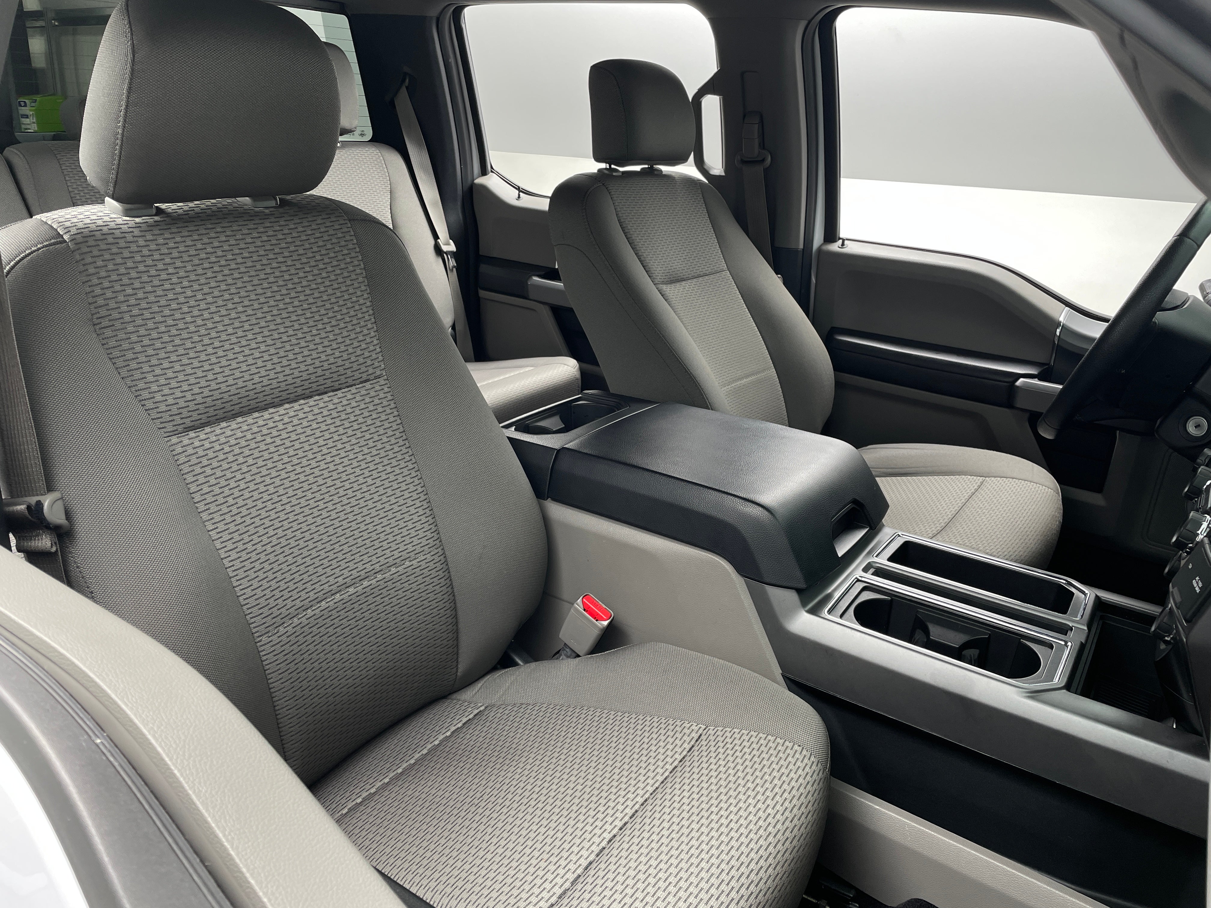 Thumbnail: 2015 Ford Econoline - 2